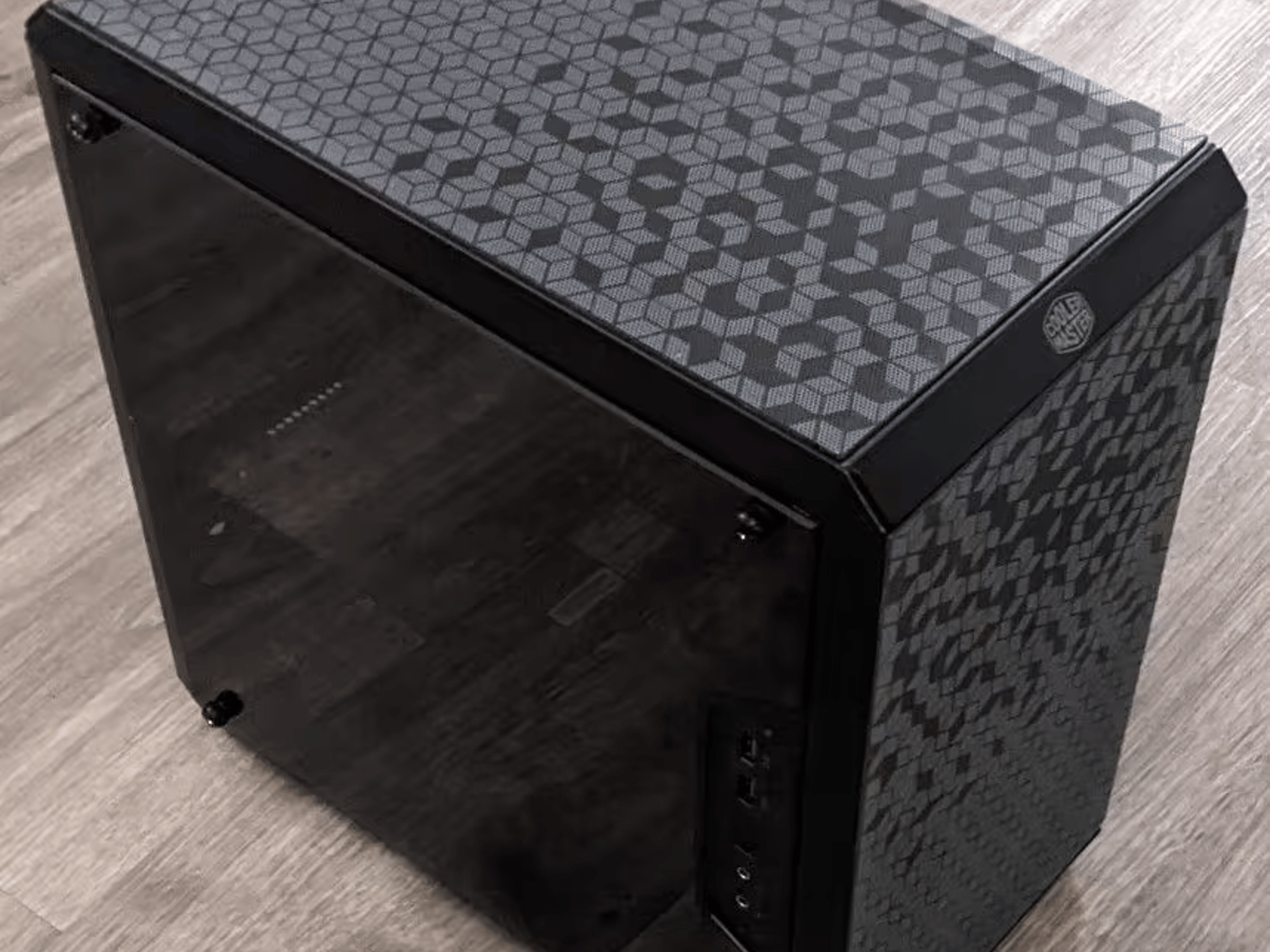 AMD Ryzen 3 3200g light gaming/office PC with Windows 10 and room to grow