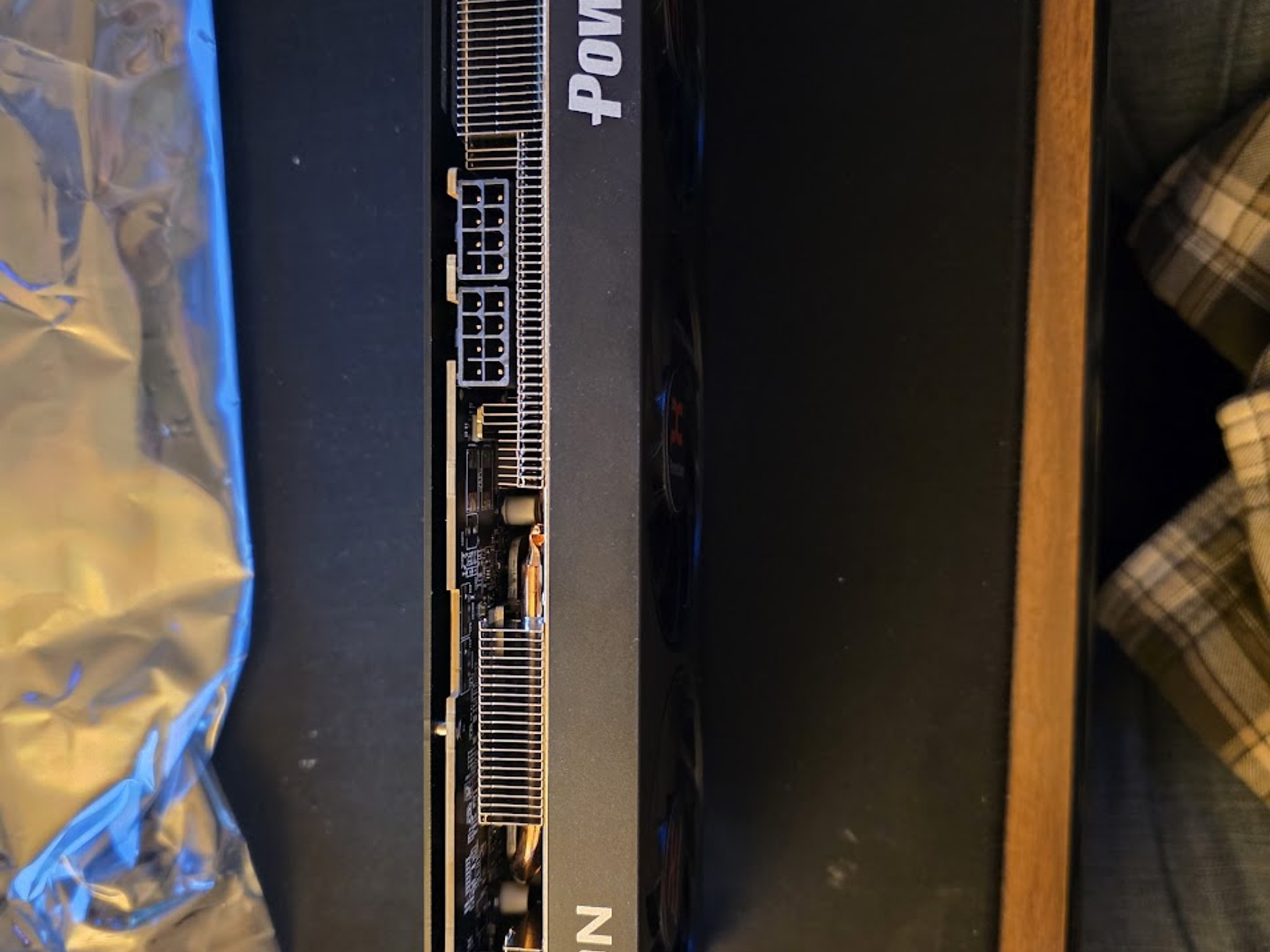 AMD Radeon PowerColor Reaper RX 9070 16gb
