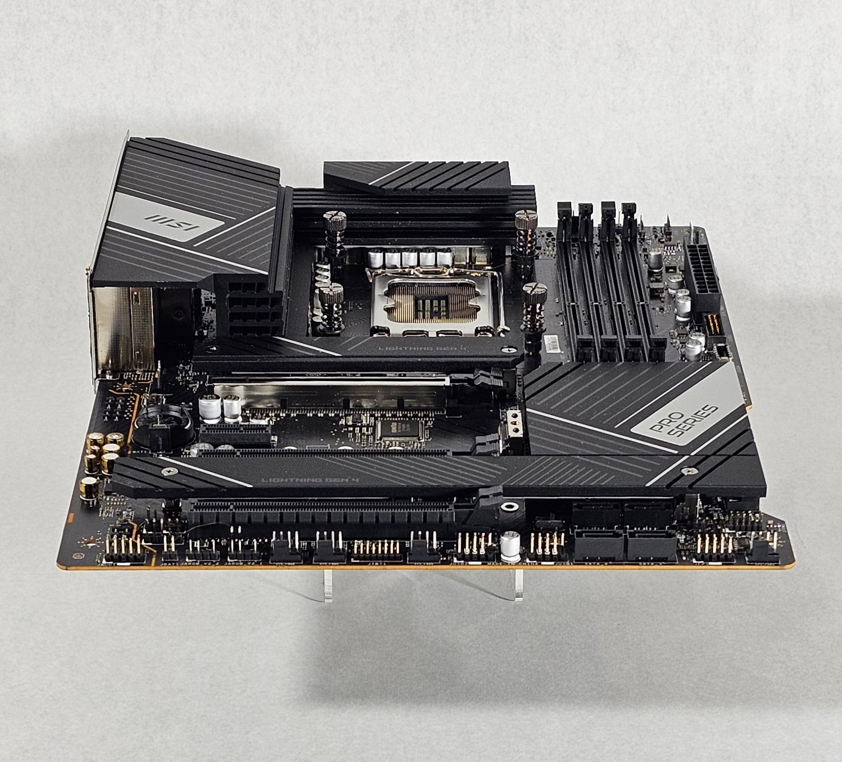 MSI PRO Z790-A WIFI ATX Intel LGA1700 PRO SERIES - Like New