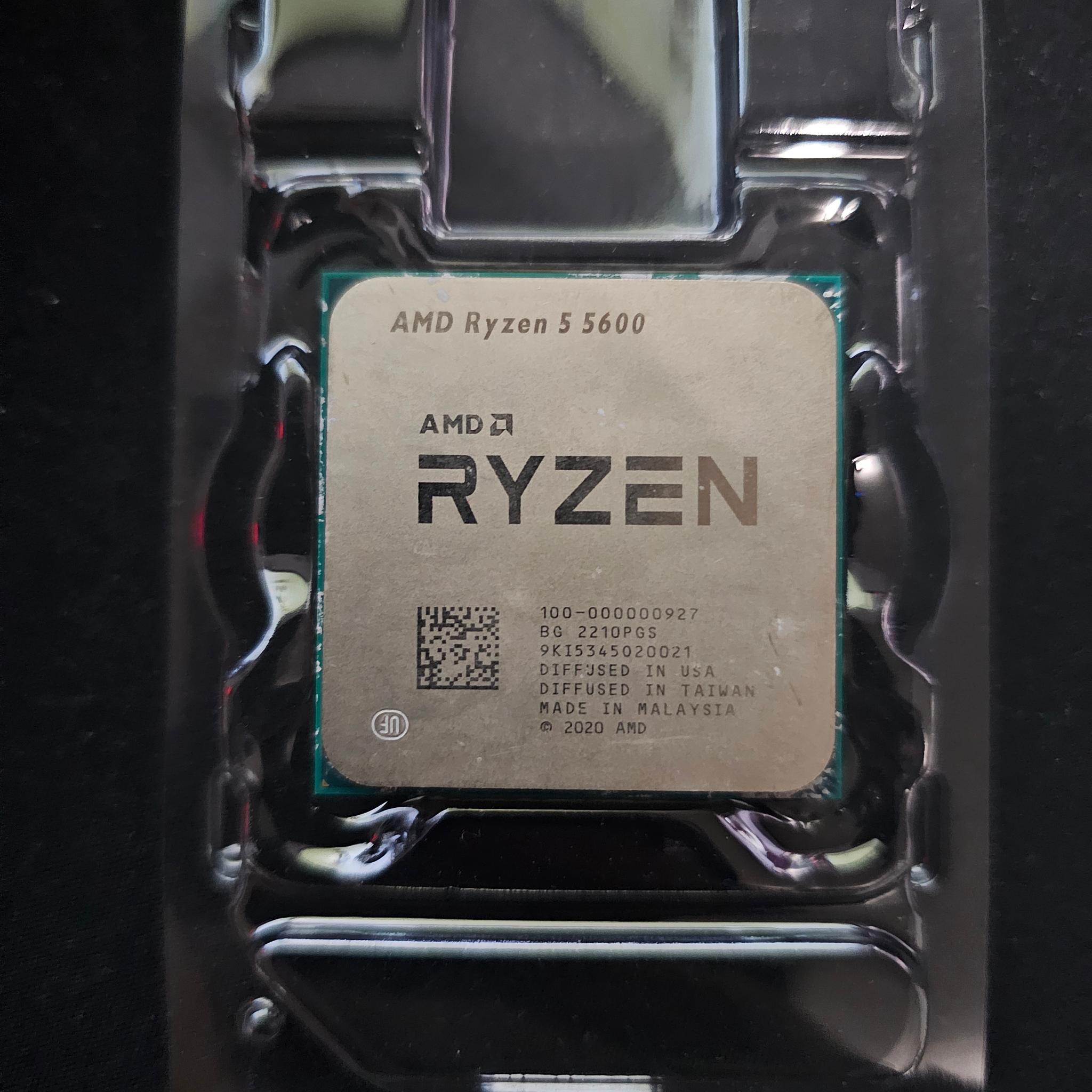 AMD Ryzen 5 5600 w/ Cooler