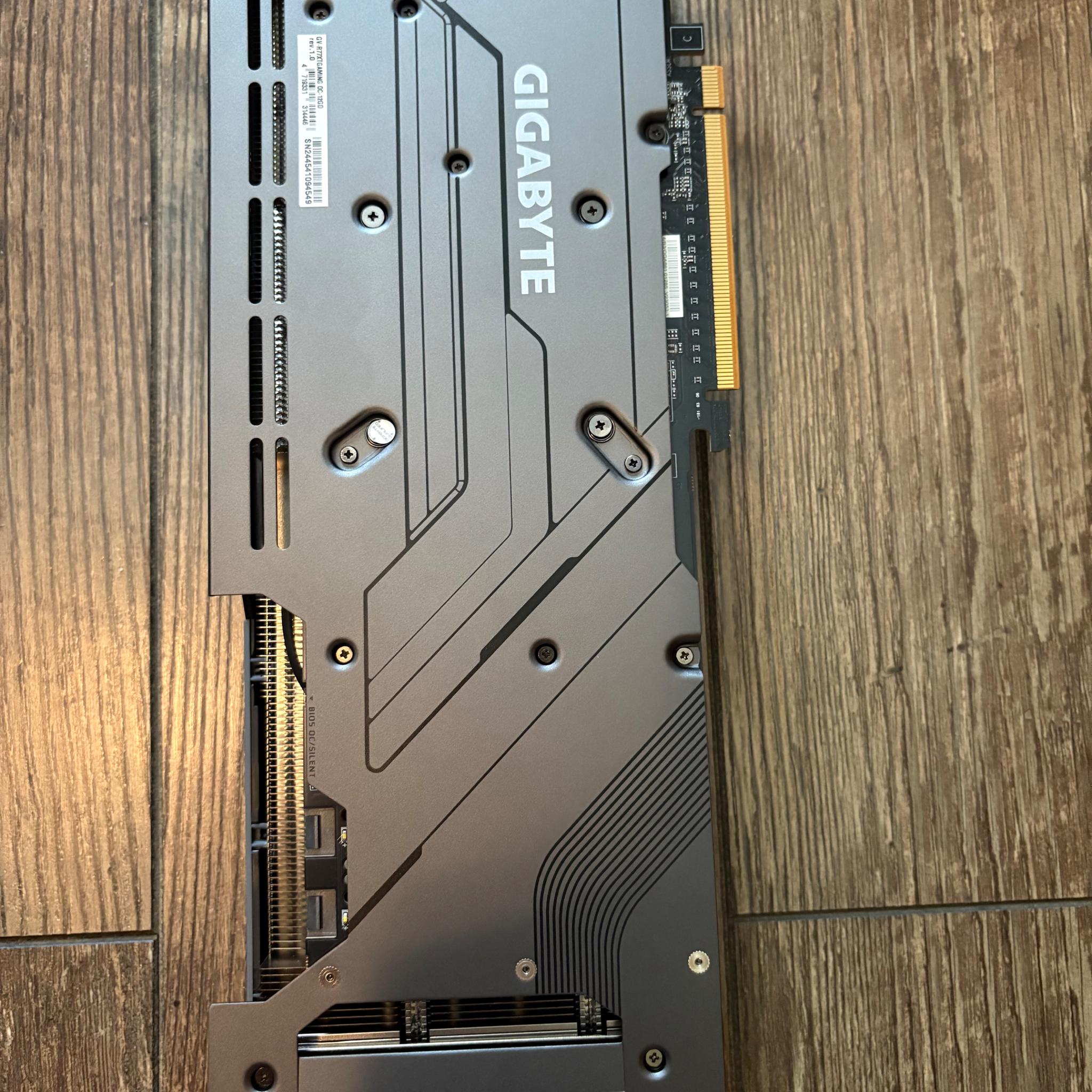 Gigabyte RX 7700XT 12GB