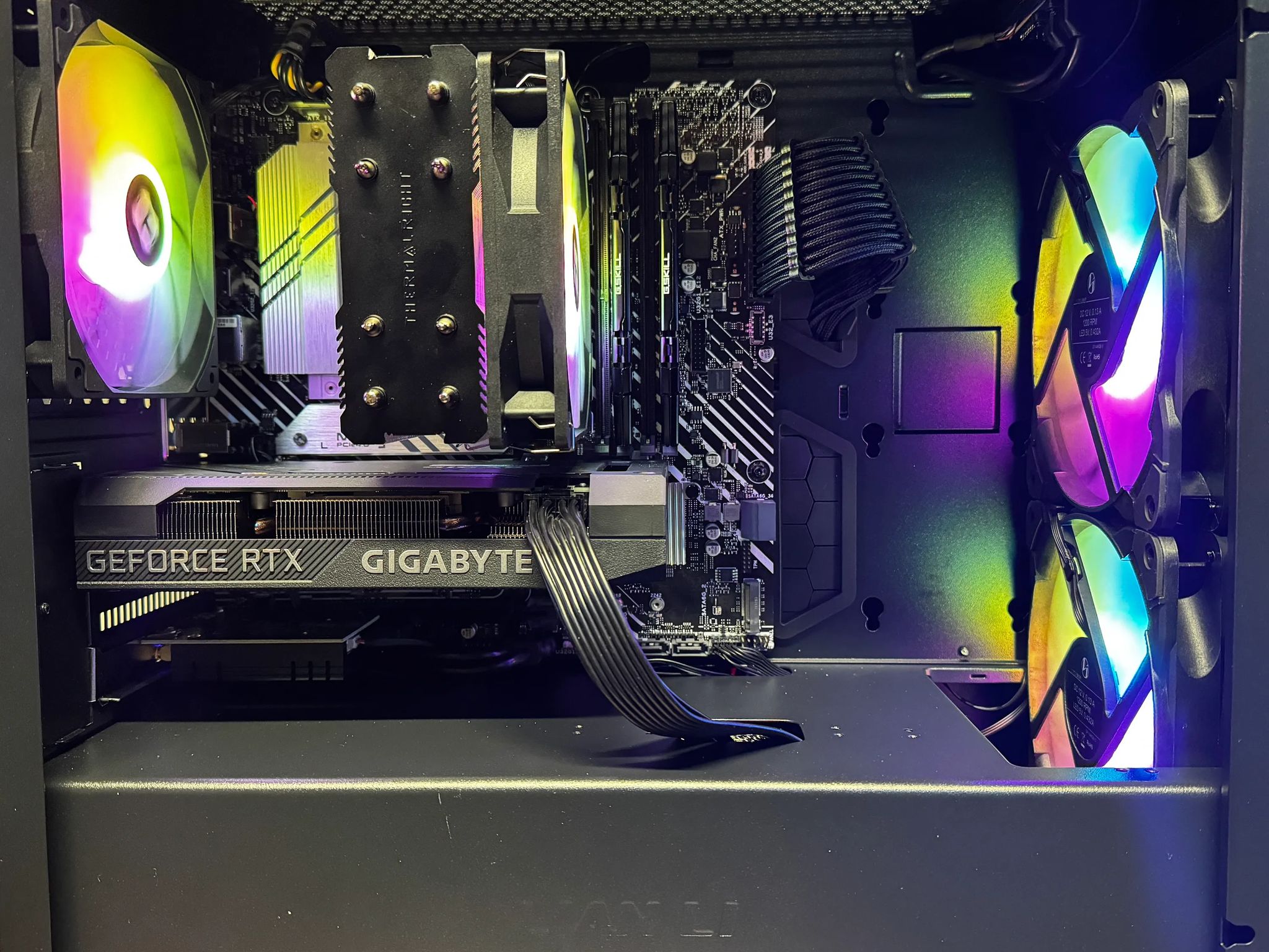 [Pallas] || Intel i5 12400 + RTX 3060 12GB w/ 16GB of RAM & 1TB M.2 SSD