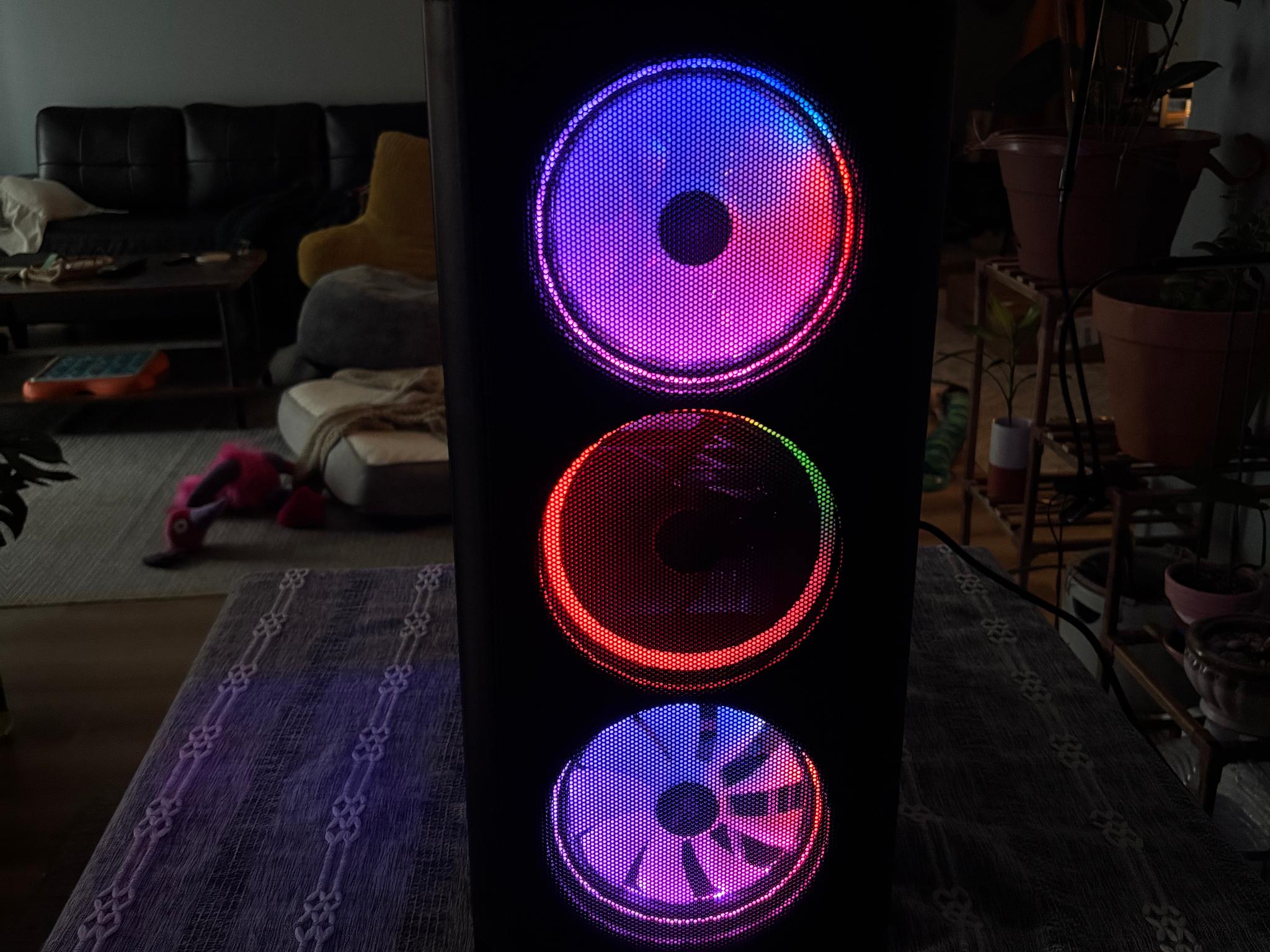 Gaming PC RTX 4090 Intel i9 14900KF 2TB m.2 SSD 32GB DDR5 6000mhz