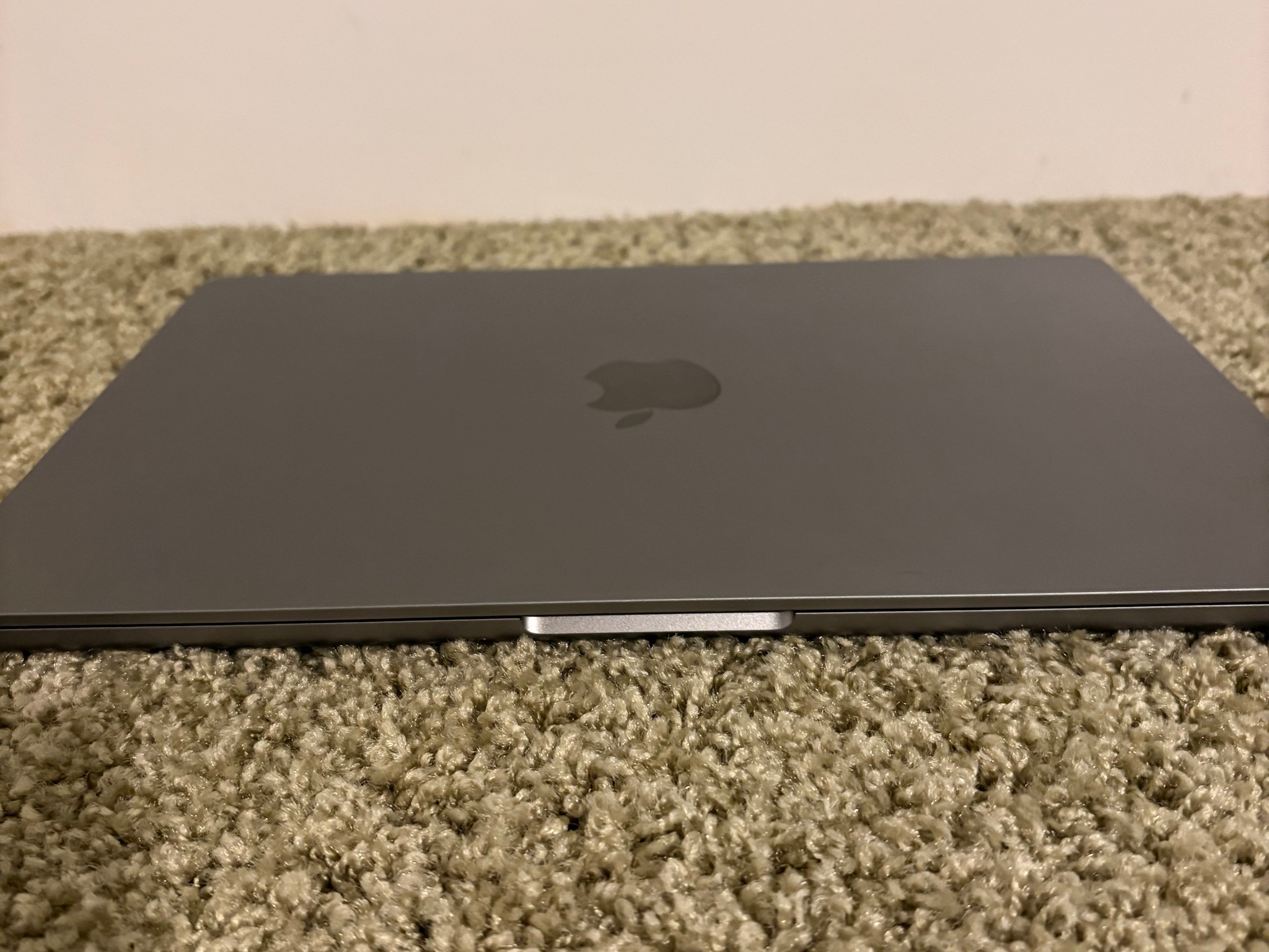 MacBook Air 13 Inch 2024 M3 Chip, 24gb Ram, 512gb ssd