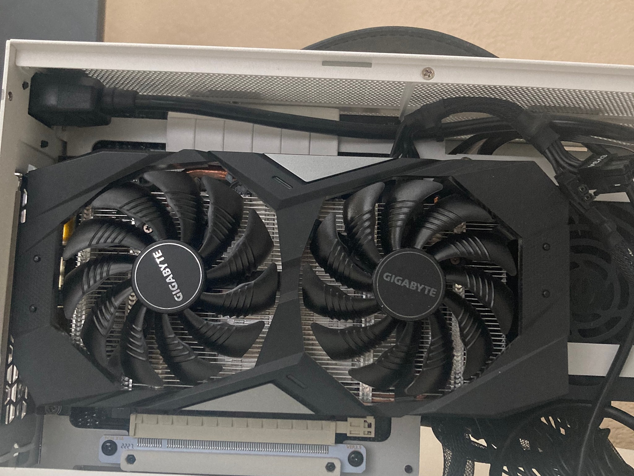 ⚪️Mini PC ⚪️ Gtx 1660ti | ryzen 5 3600