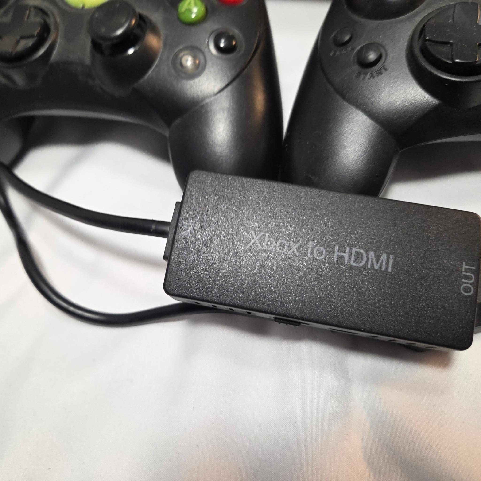 Modded Original XBOX w/ 4 Controllers and HDMI Adapter