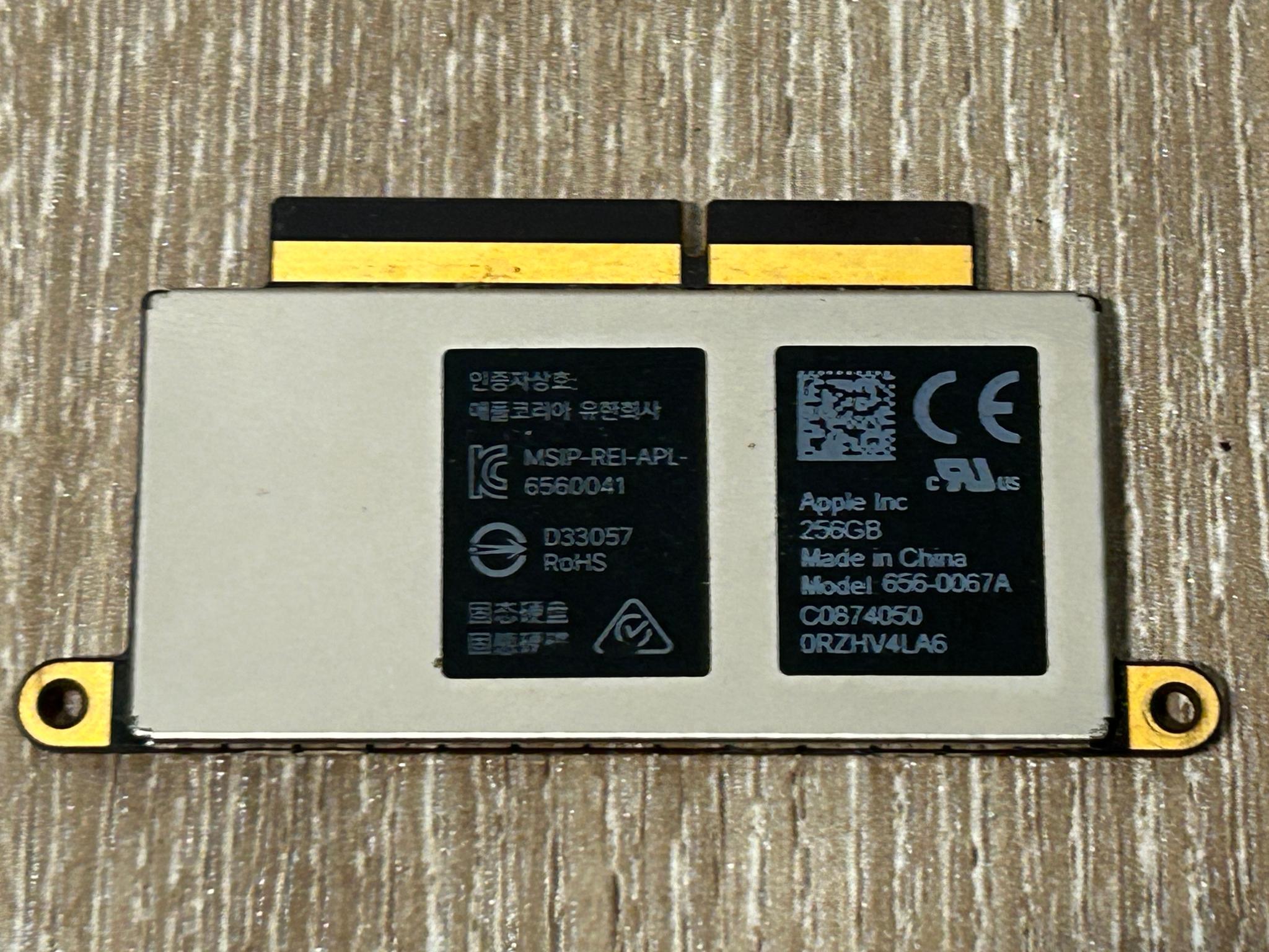 Apple MacBook Pro A1708 2016 2017 OEM A1708 656-0067A 256GB SSD PCIe NVMe Drive