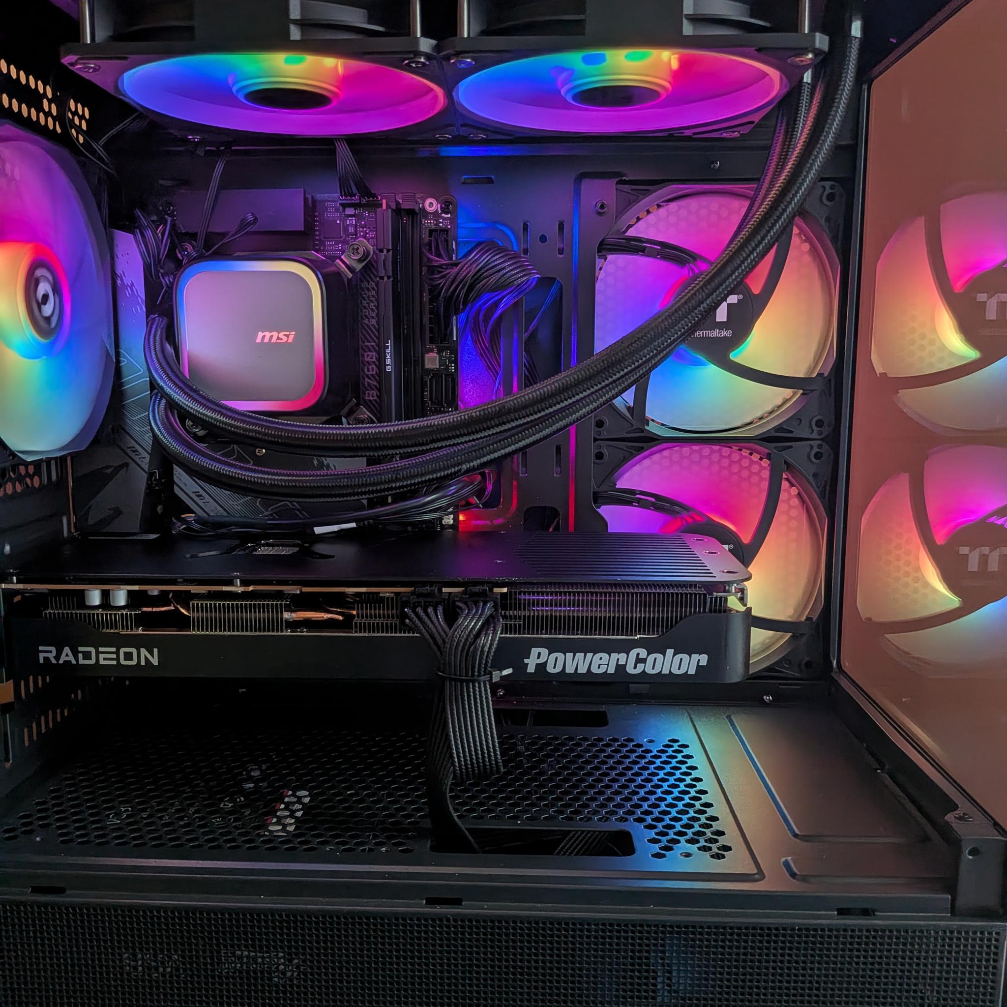 13700K | 9070 GRE | 16GB DDR5 | 1TB NVME | 650W
