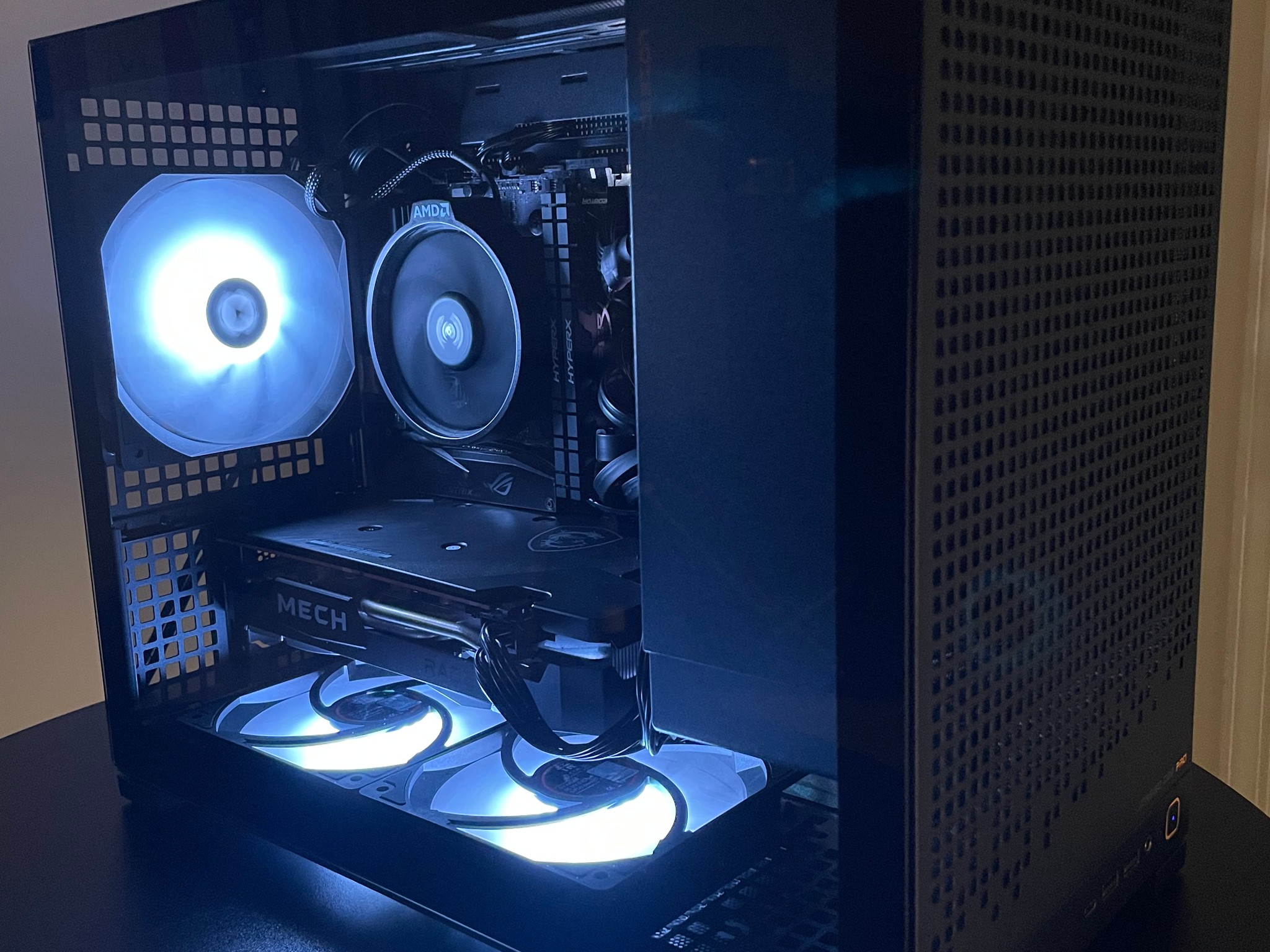 Small Form Factor Gaming PC | RX 6600XT + Ryzen 5 5500 | 16GB RAM | ~1TB SSD