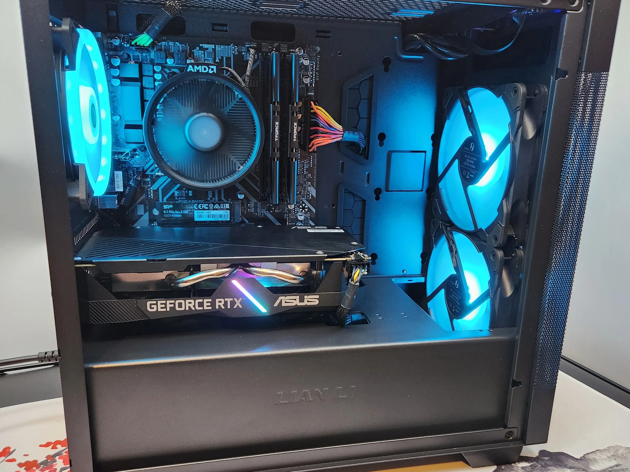 LIMITED TIME DEAL! "Mini MESH" Gaming PC Ryzen 5 3600x/16GB DDR4/1TB SSD / RTX 2060 6GB