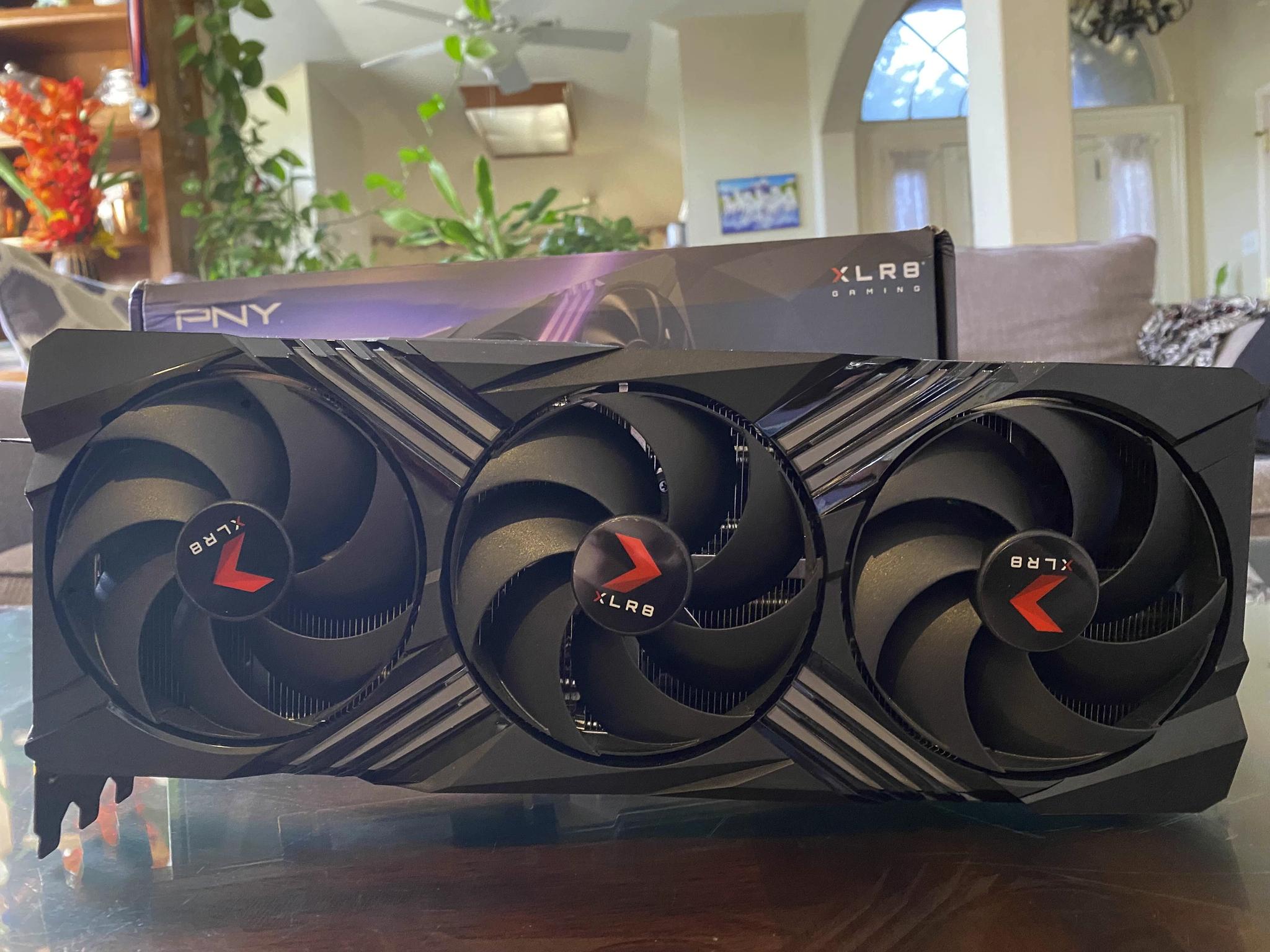 PNY RTX 4090 XLR8 Gaming VERTO EPIC-X RGB