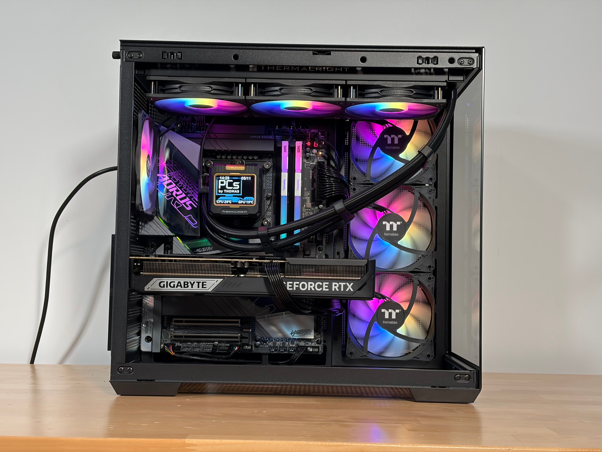 RTX 5080 Intel Core Ultra 7 270k Plus 48gb DDR5 Gaming PC