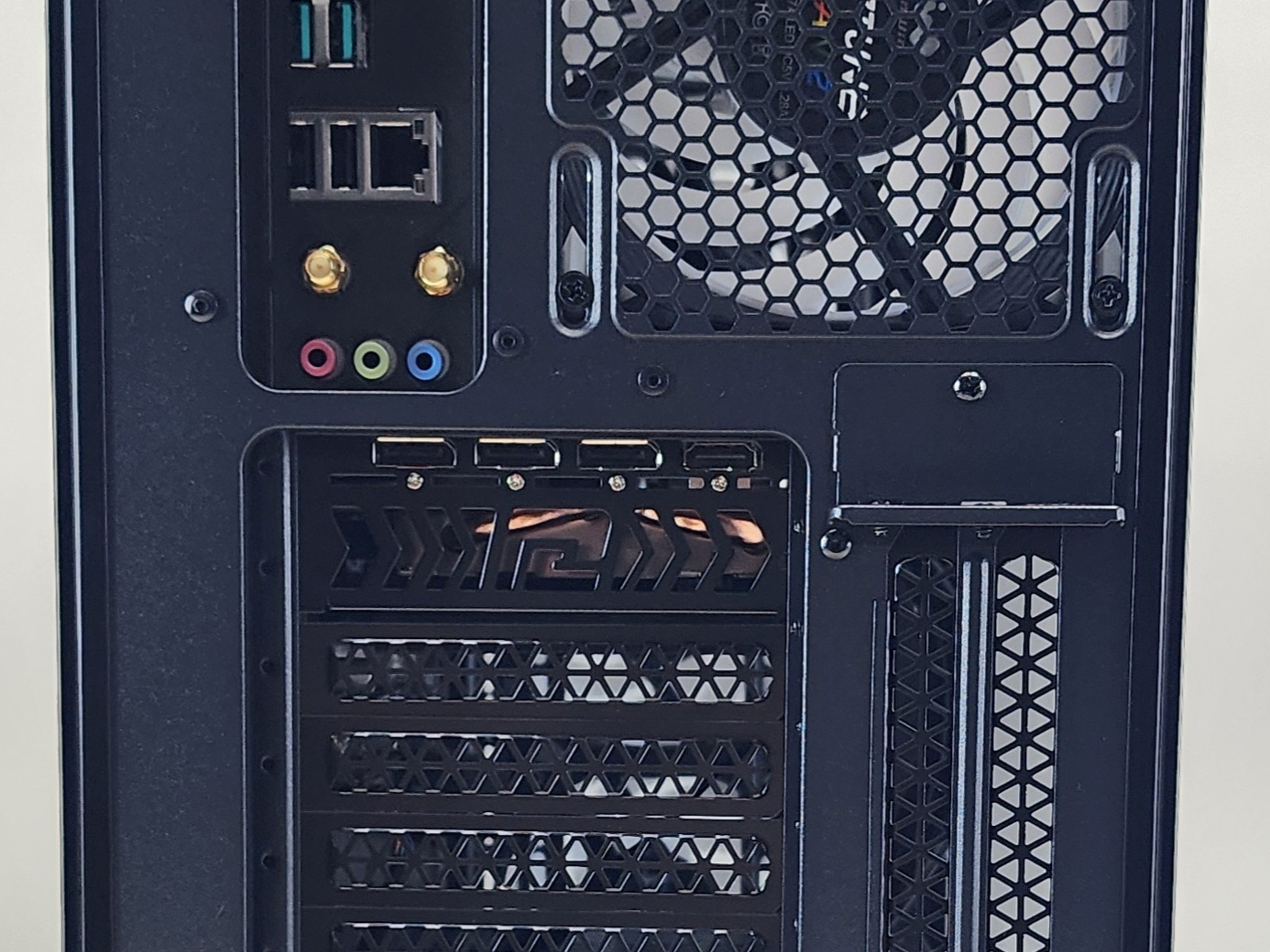 Gaming PC i7-14700F 32GB RAM 2TB SSD RX 7800 XT 16GB Windows 11 Computer
