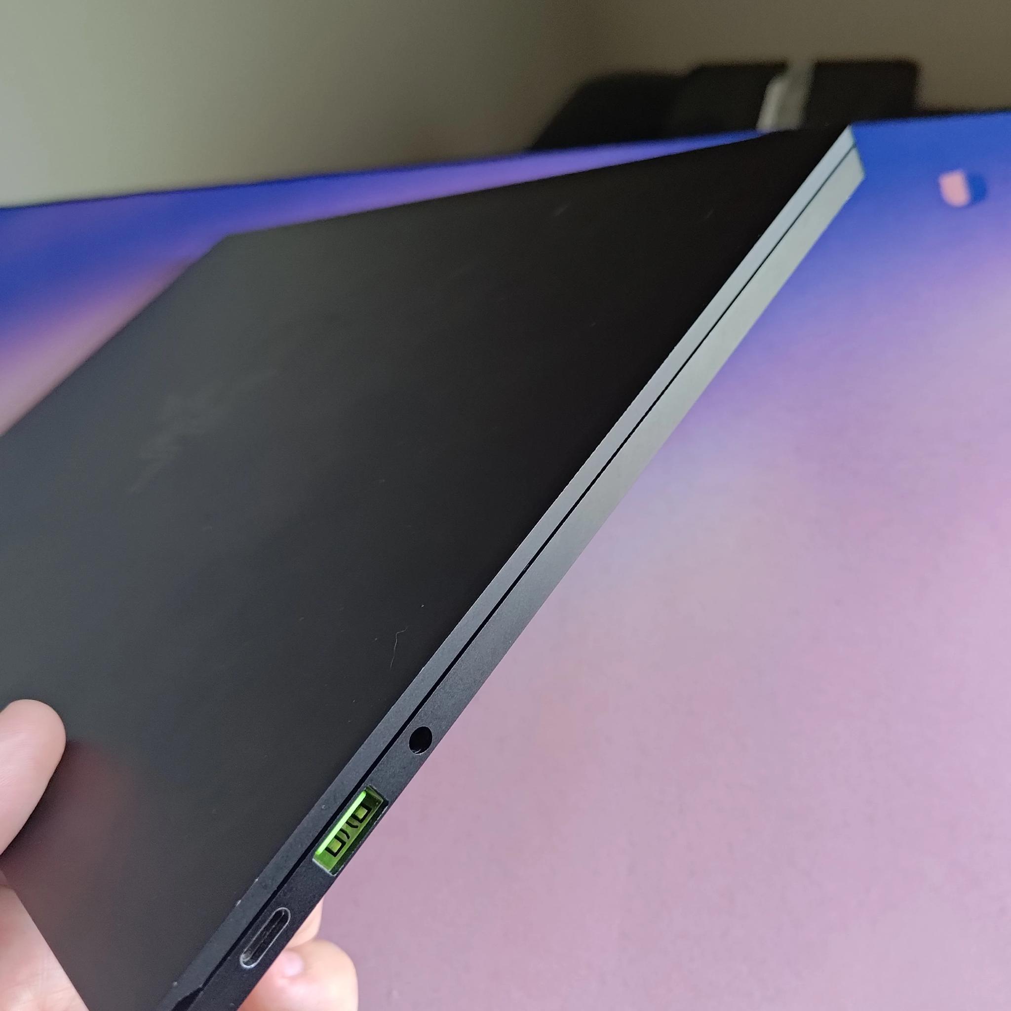 Razer Blade Stealth 13 2020 Ultralight Laptop i7 1065G7 | GTX 1650Ti | 1TB SSD | 16GB Ram