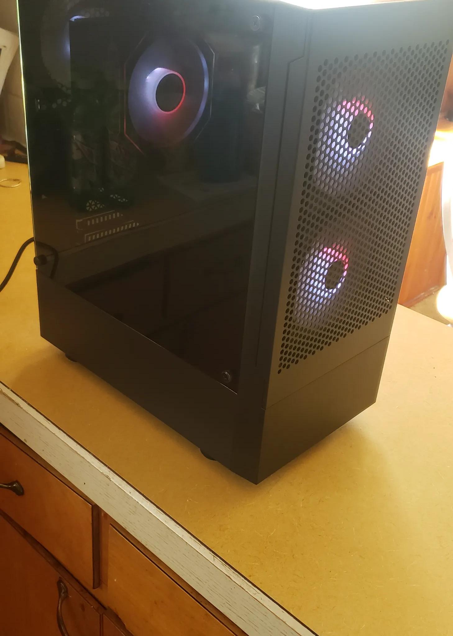 Xeon CPU 12 core GTX 1070 32GB DDR4 budget gaming pc