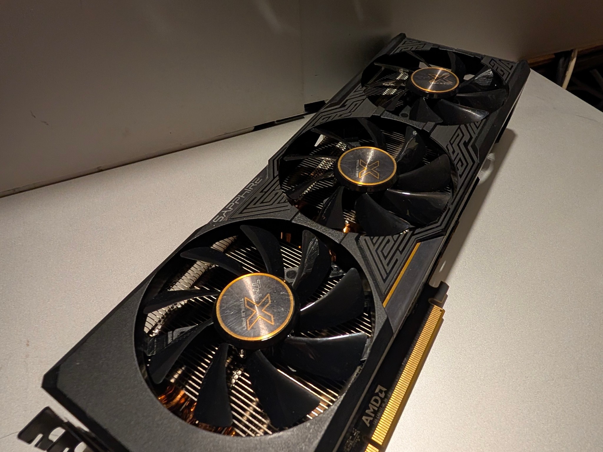 Sapphire Nitro Radeon R9 Fury | HBM Tri-X UEFI | 11247-00 | New Paste & Original Factory Box