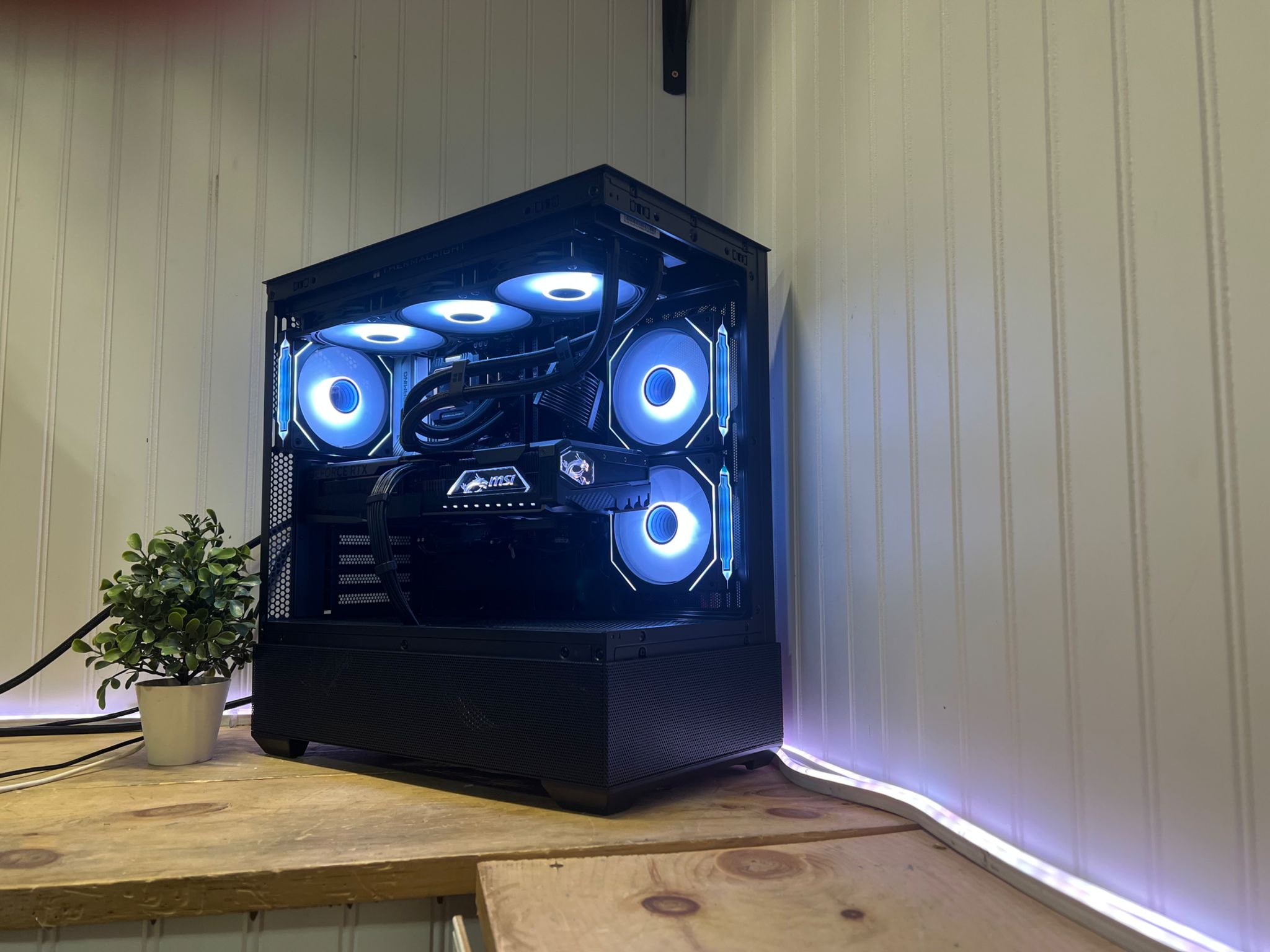 🌑DARK WEB🌑 7600x/32g ddr5/2tb Nvme/5070/850w A Tier Psu