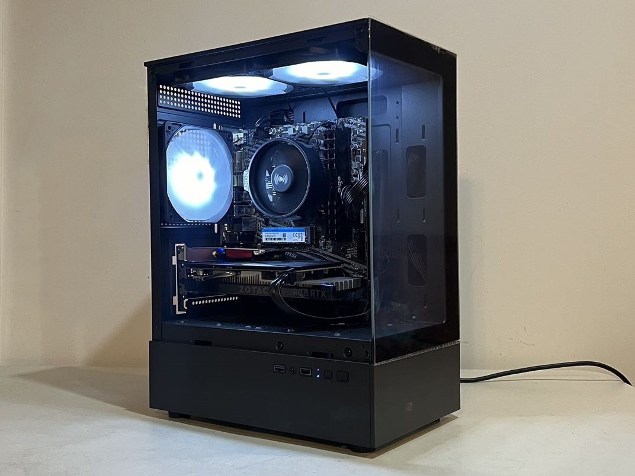 🔥SALE🔥 RTX 4060|R5-5600|1TB M.2|16GB RAM-DeepHuo Brand NEW Pre-Built PC
