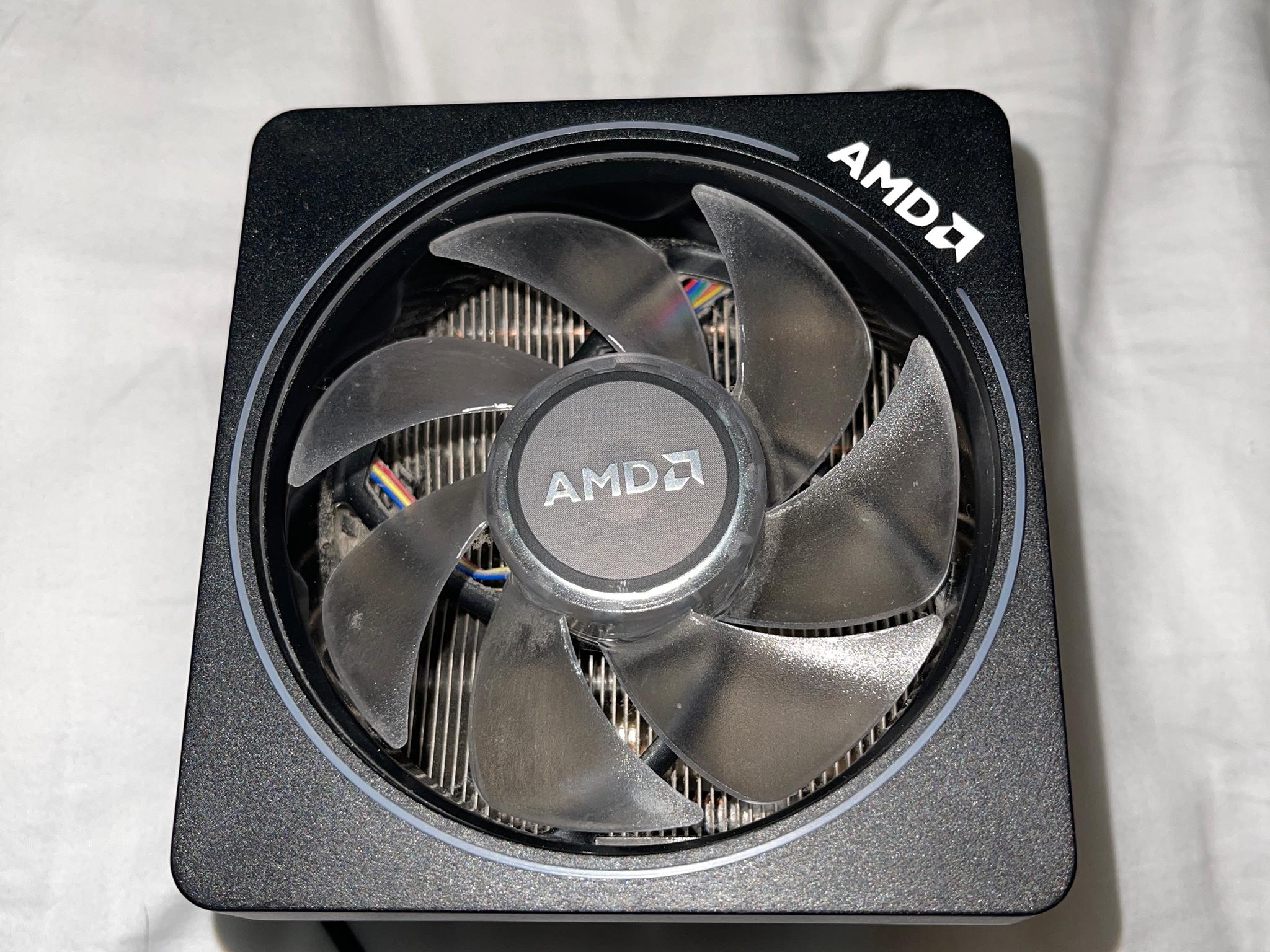 Ryzen 7 3700x (3.6Ghz 8 core proccesor) With Wraith Prism Cooler