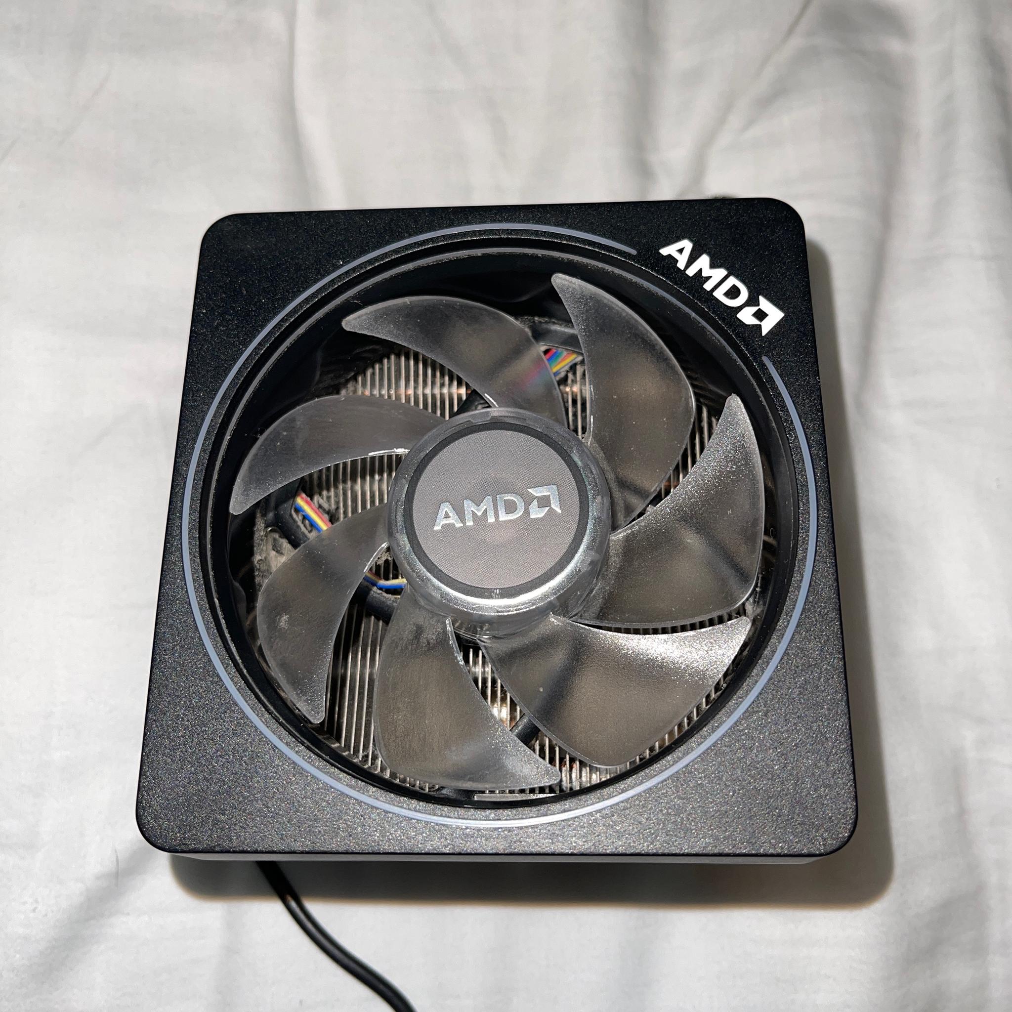 Ryzen 7 3700x (3.6Ghz 8 core proccesor) With Wraith Prism Cooler