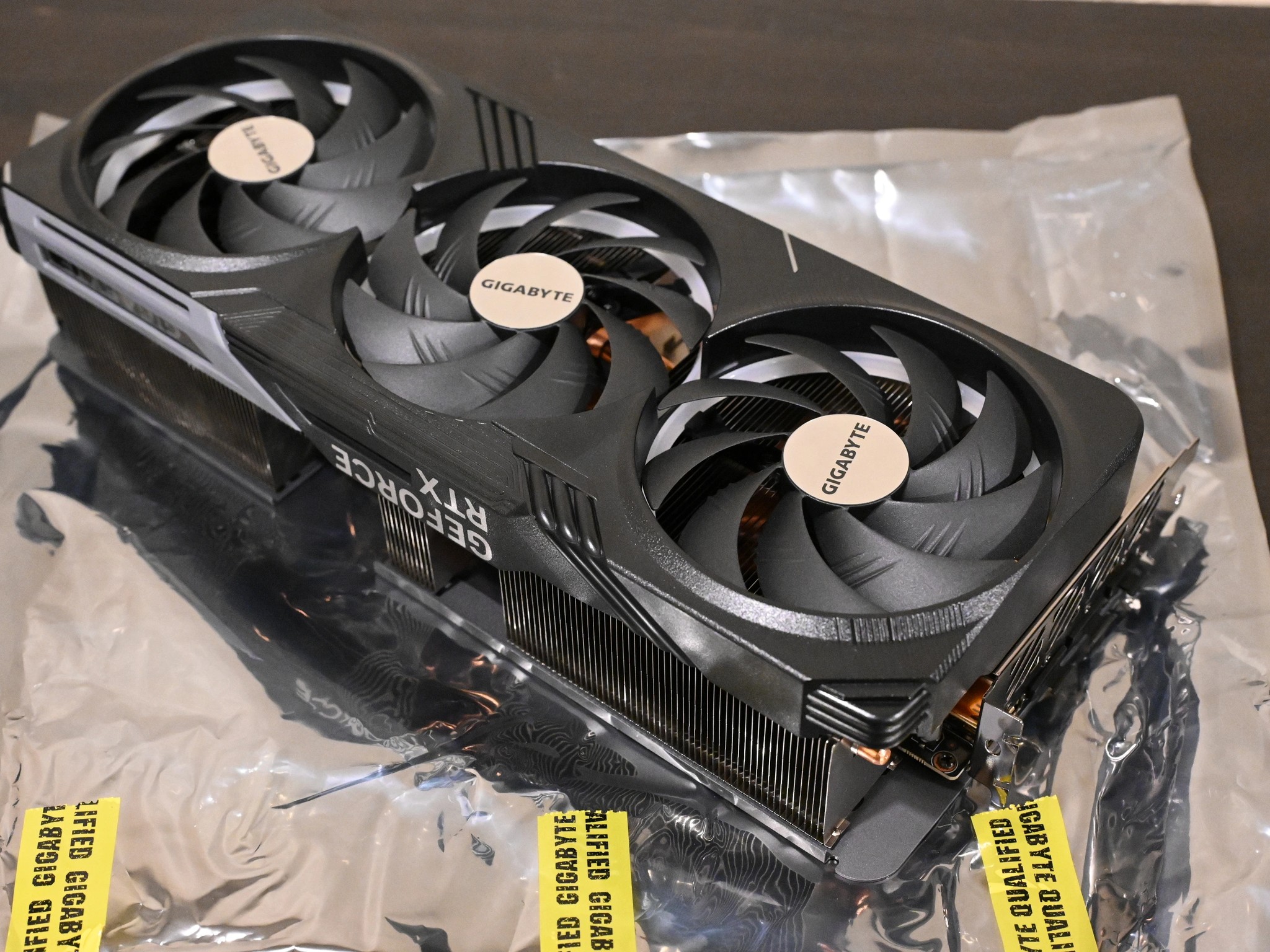 RTX 4080 Super / Gigabyte Gaming OC