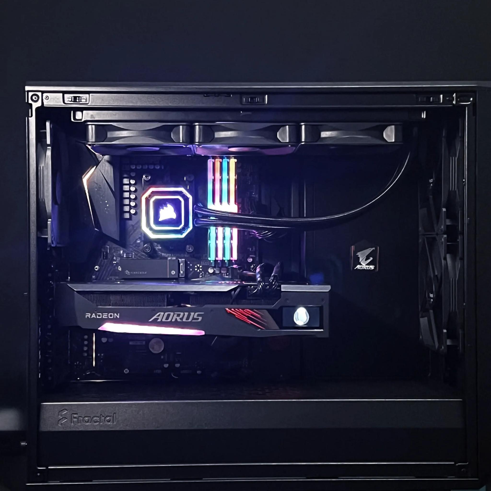 R7 5800X / RX 6800XT Gaming PC Computer