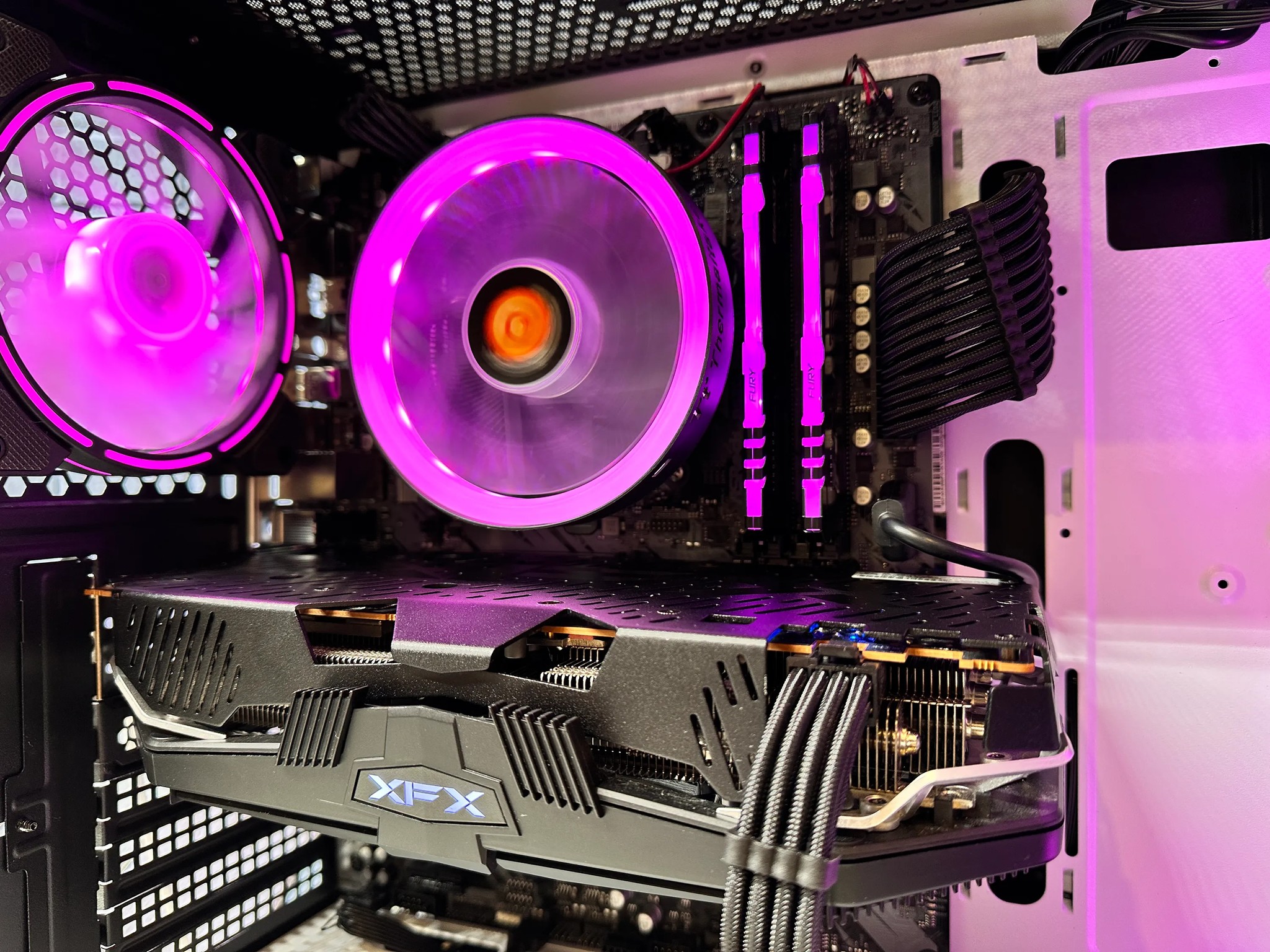 🪀Gaming PC🪀 AMD RX 5600XT 🪀Ryzen 5 4500 6-Core 🪀16GB DDR4 RAM🪀500GB NVME SSD