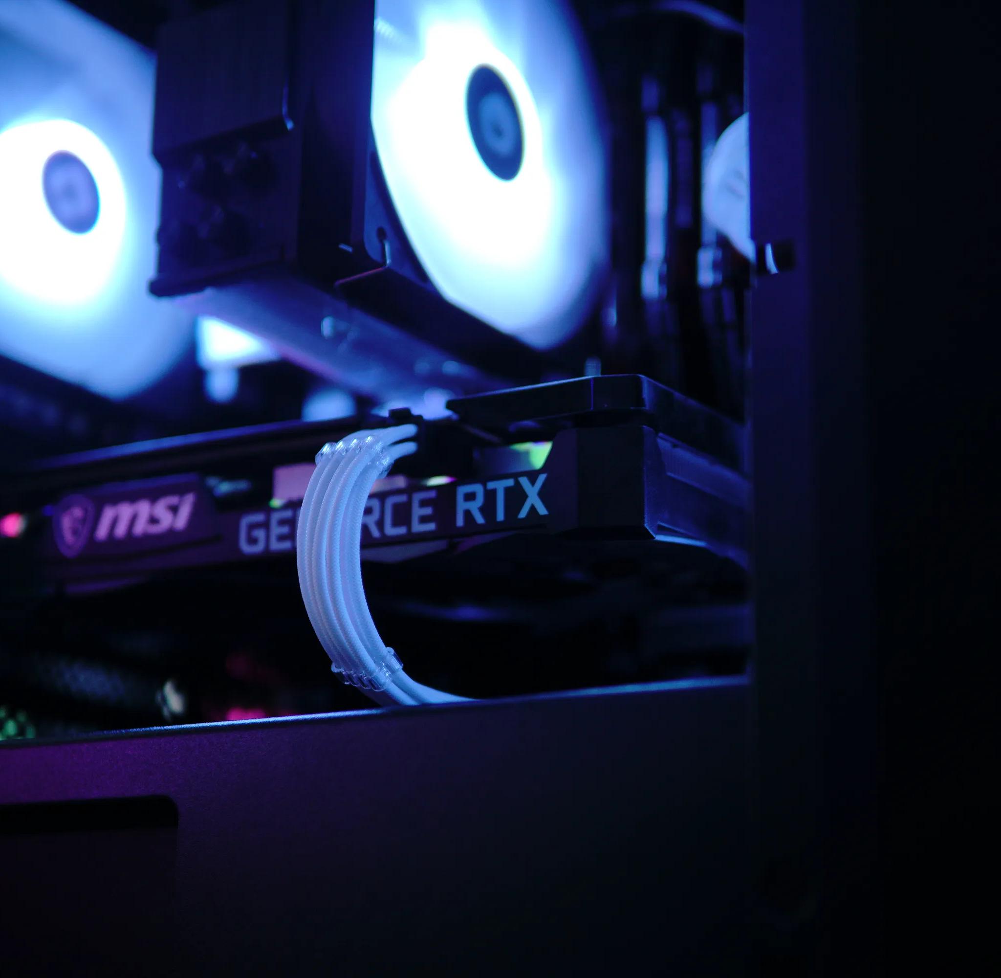 Tux: Ryzen 5 3600, Rtx 3060ti Gaming PC