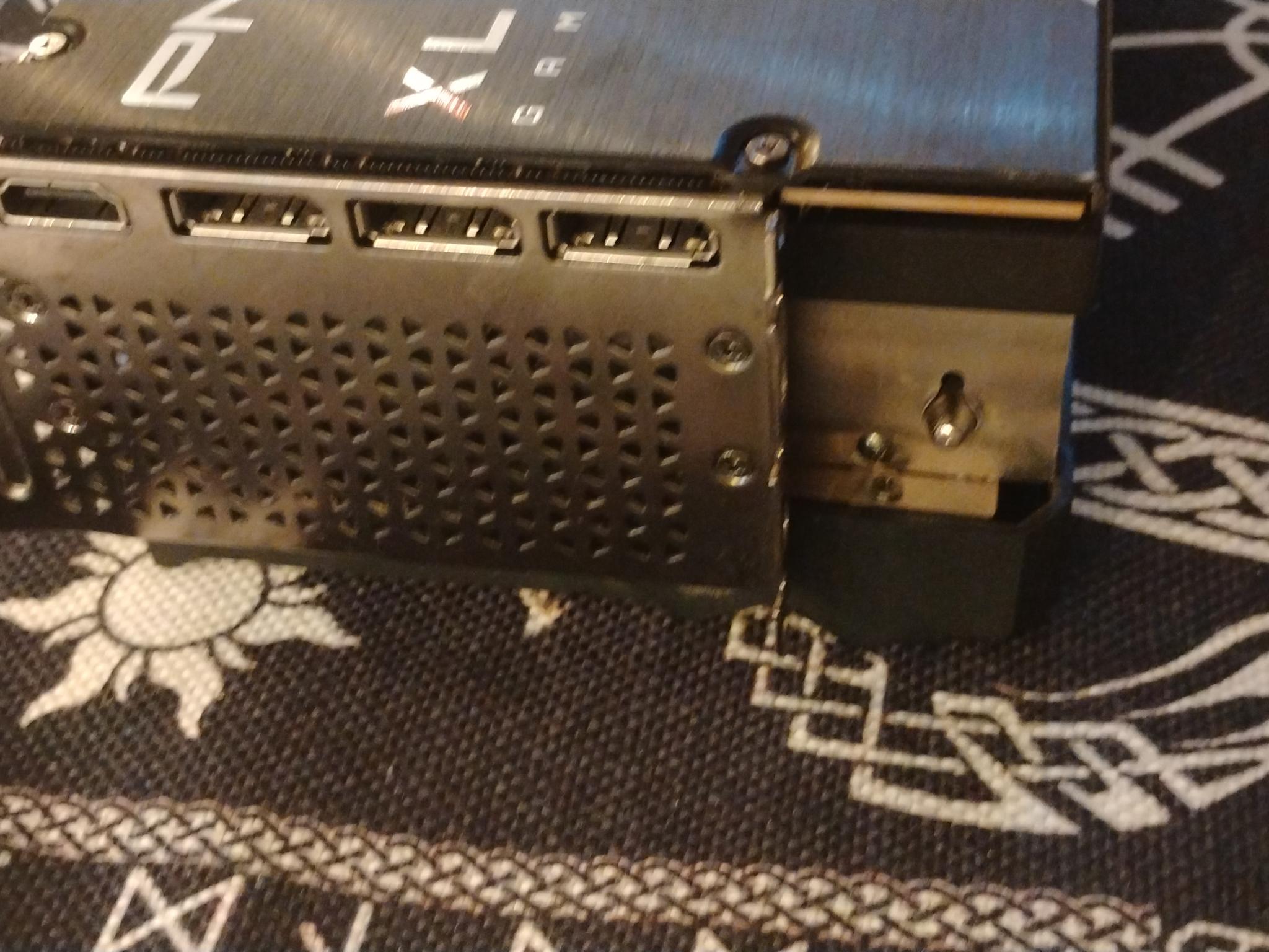 PNY XLR8 Gaming VERTO EPIC-X RGB GeForce RTX 4090 - Image 4