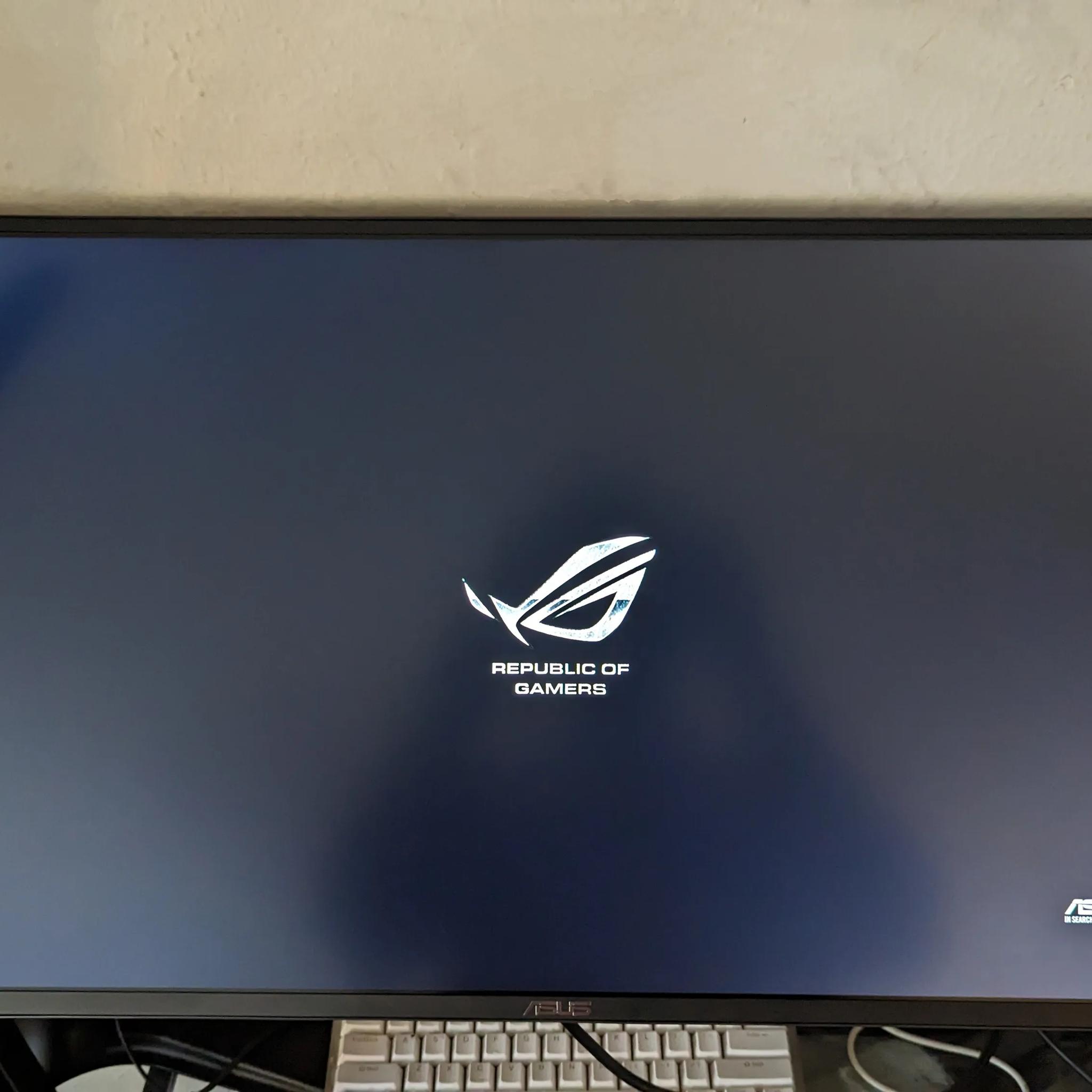 27" 165hz ROG Swift 1440P PG279Q