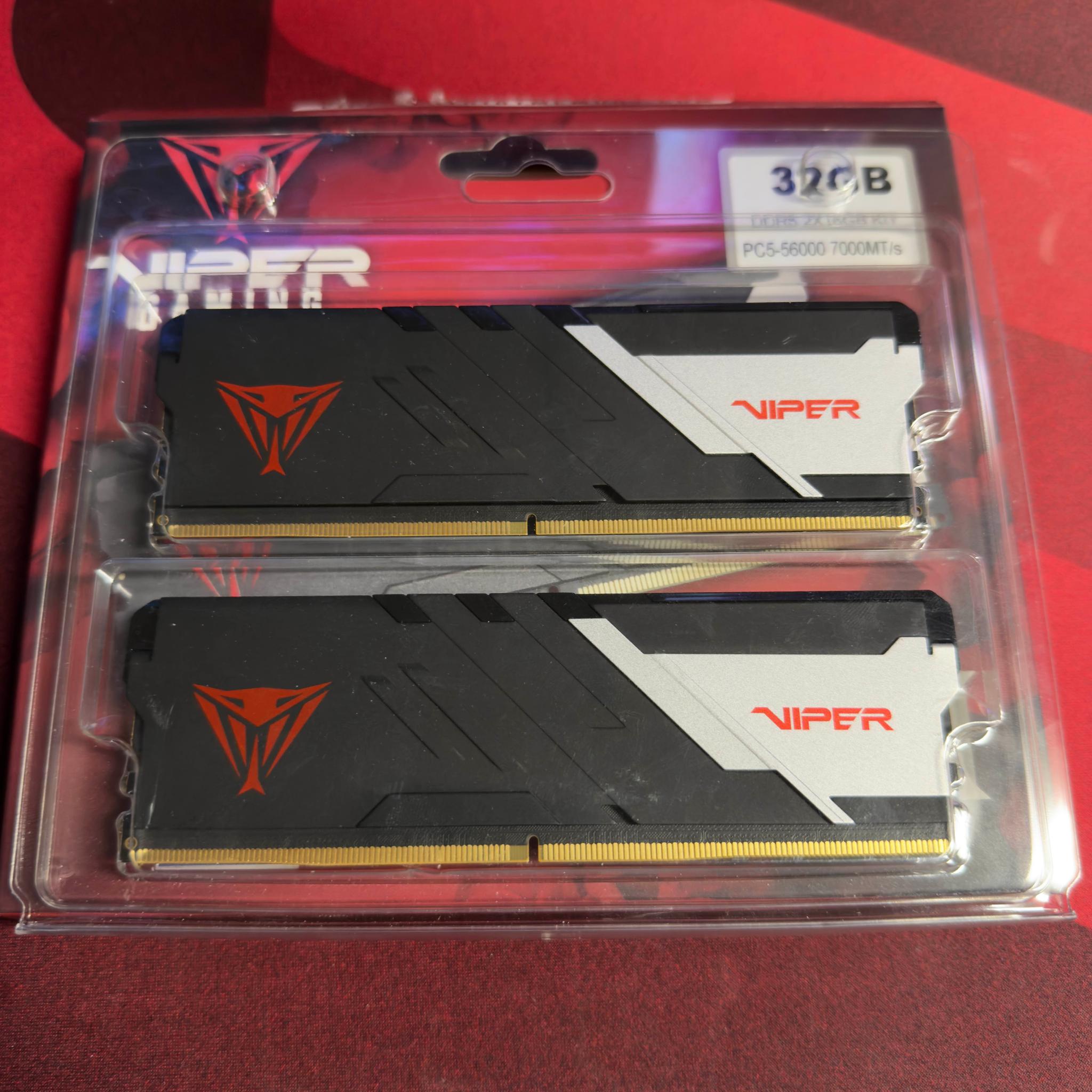 Patriot Viper Venom 32 GB (2 x 16 GB) DDR5-7000 CL32 Memory PVV532G700C32K