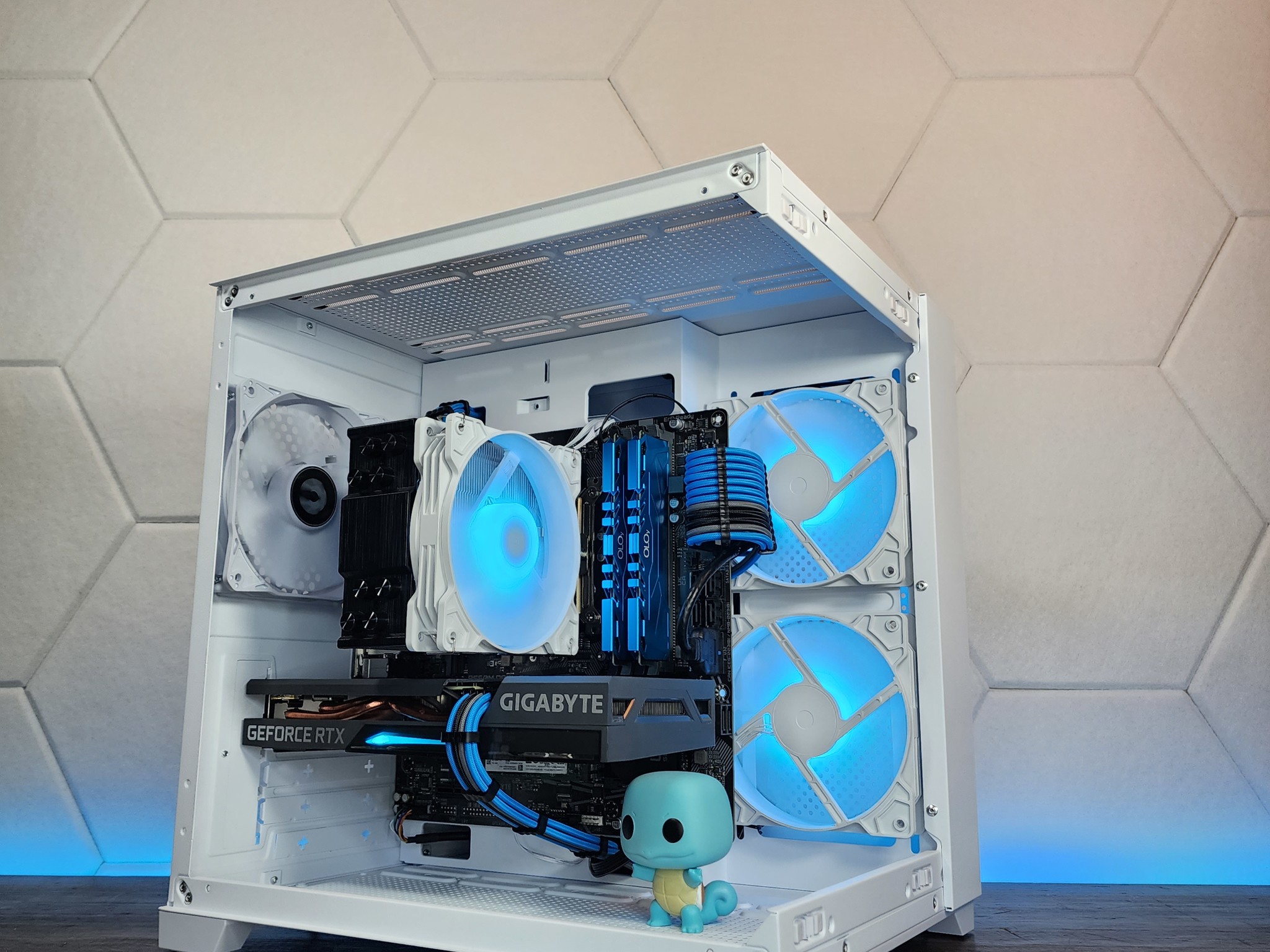 🤍💙RTX 3060 | Core i5 10400 | 16GB 3000MHz | 1TB NVMe SSD