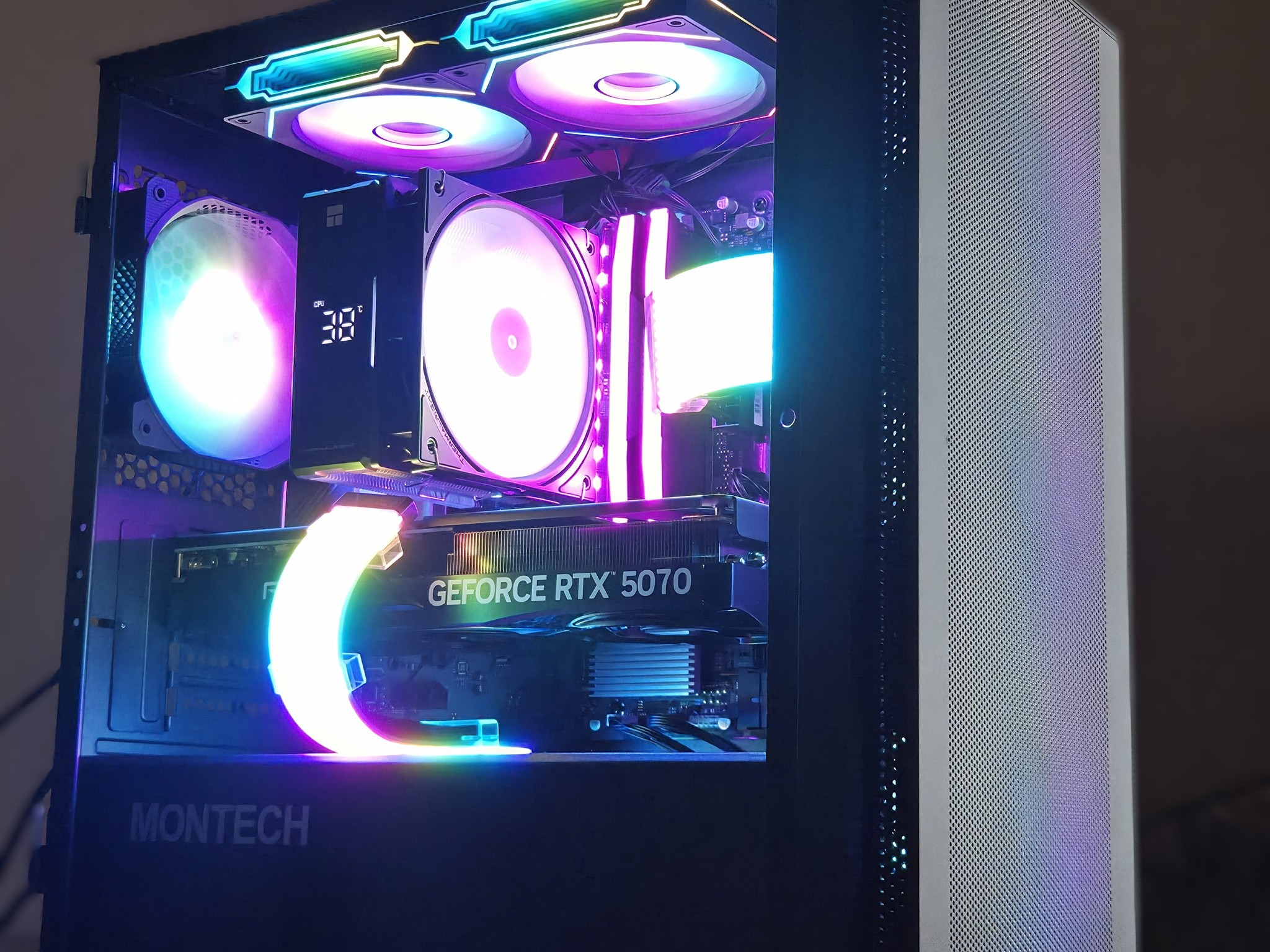 *SPRING BREAK SALE! THRU 3/20* Bay Breeze!🌊– 9600x/5070/32GB/1TB