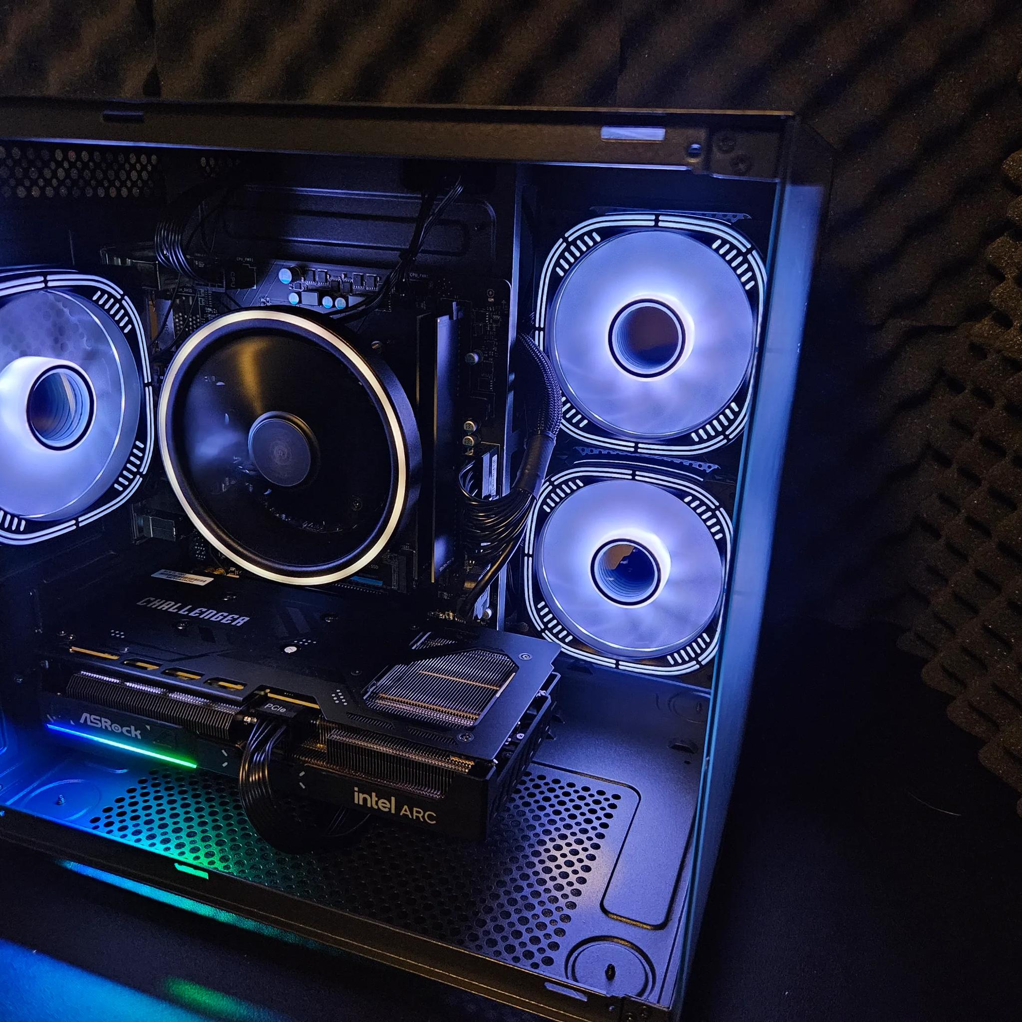 Dark side gaming rig Ryzen 5 / 32GB DDR4/ 1TB SSD / Intel Arc B570