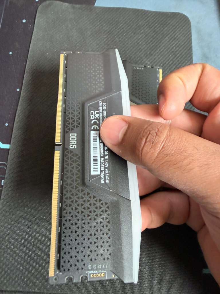 Corsair Vengeance RGB 64GB (2×32GB) DDR5-6000 CL30 — On Sale, Like New, Ready to Ship!
