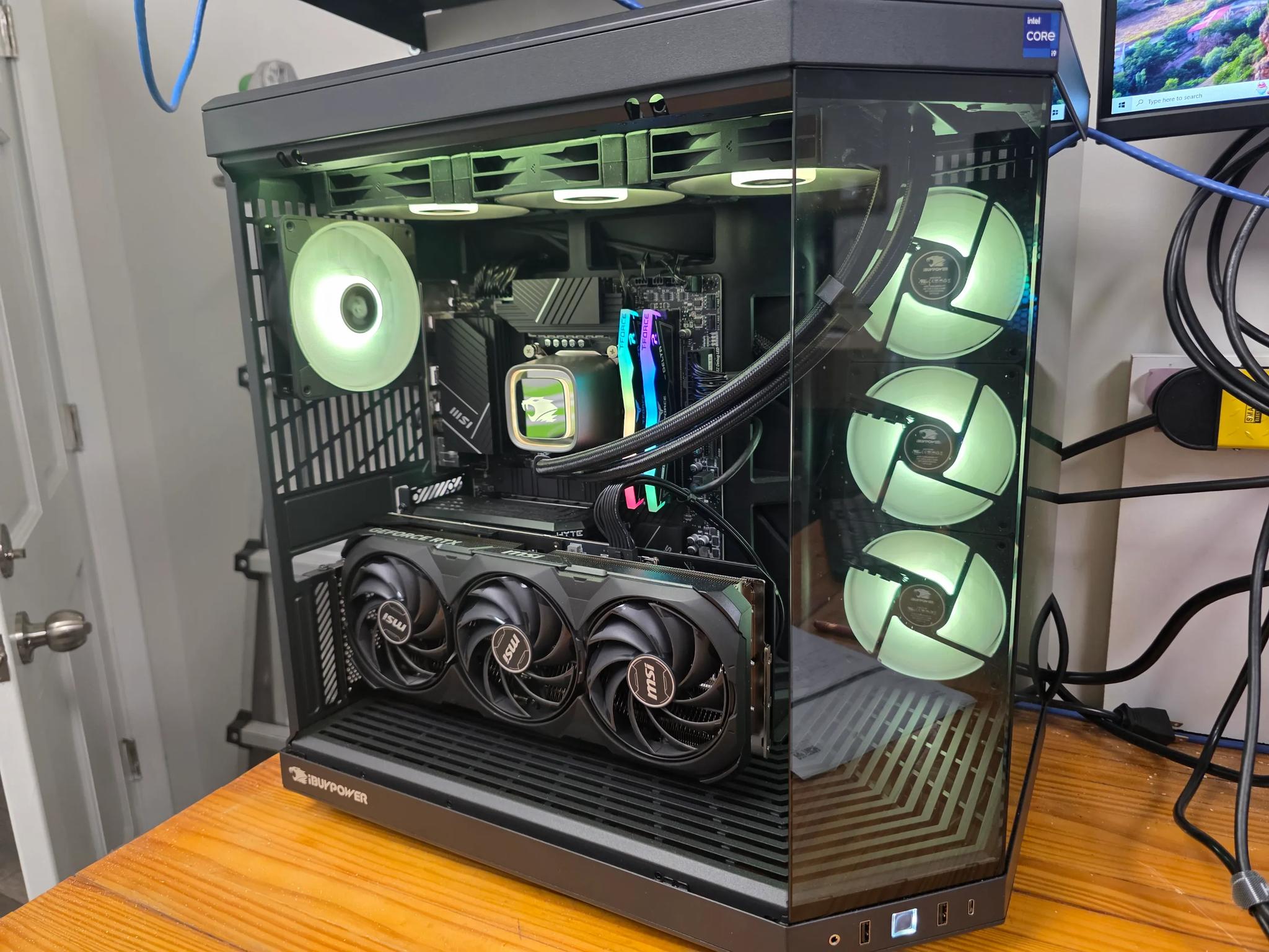 1440p Gaming PC Computer (RTX 4070 TI SUPER, I9 14900KF, 32gb ddr5, 2 tb m.2)
