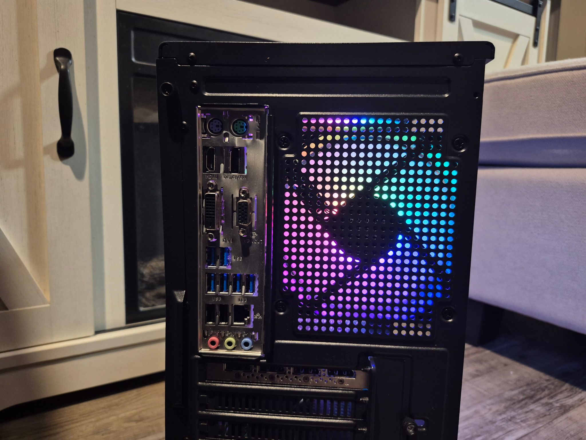 Power Efficiency! i7-6700, 16GB RAM, 512GB SSD, Quadro P2200 (GTX 1060), Win11