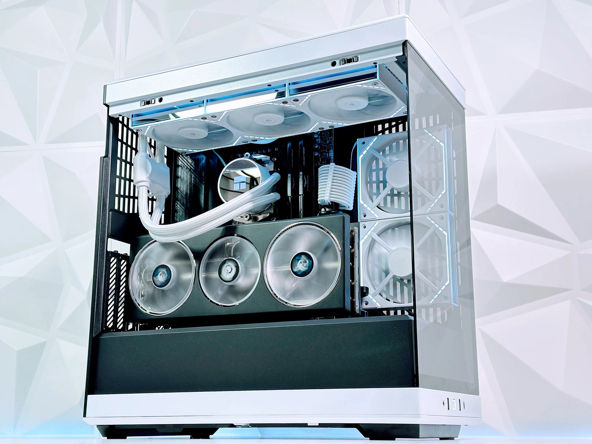 🧊🥶Freeze|| Extreme Gaming PC🧊AMD RX 7900 XT 20GB🧊Ryzen 7 7700X🧊32GB DDR5🧊1TB NVME