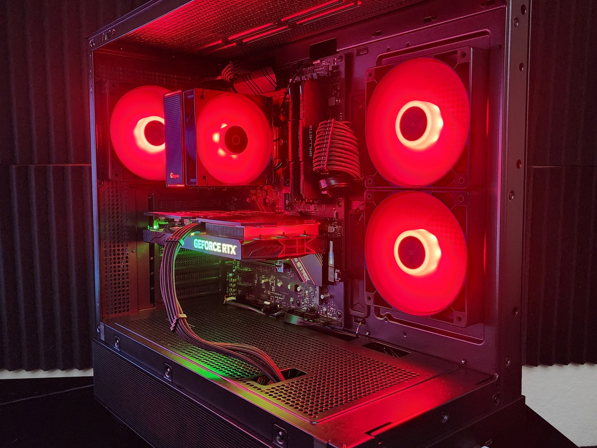 🌈RAINBOW🌈 1440p Gaming | 4060 Ti 8G | Ryzen 7 3800x | 32G RAM | 1TB