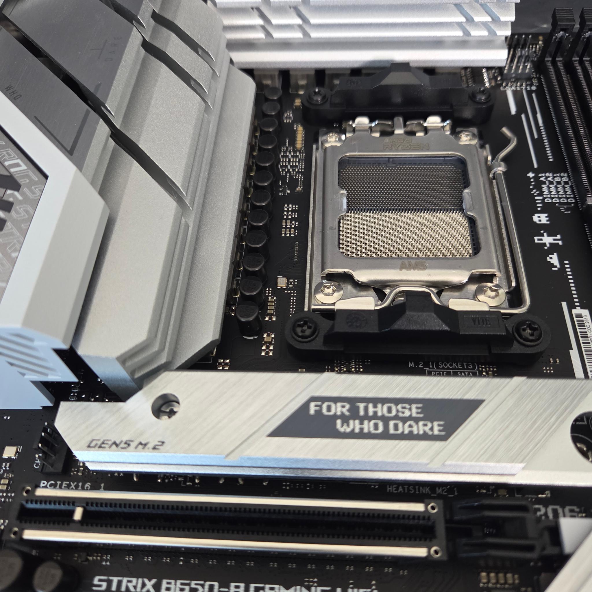 Rog Strix B650 ATX Mobo + 1TB Nvme