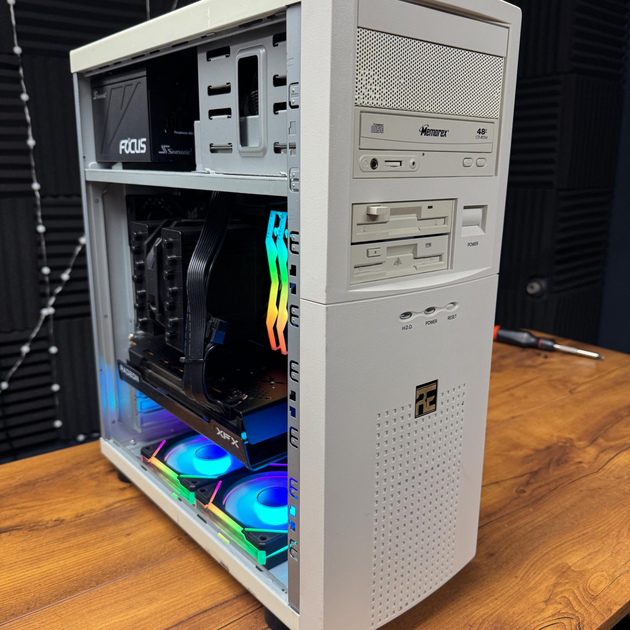 Custom Sleeper Gaming PC