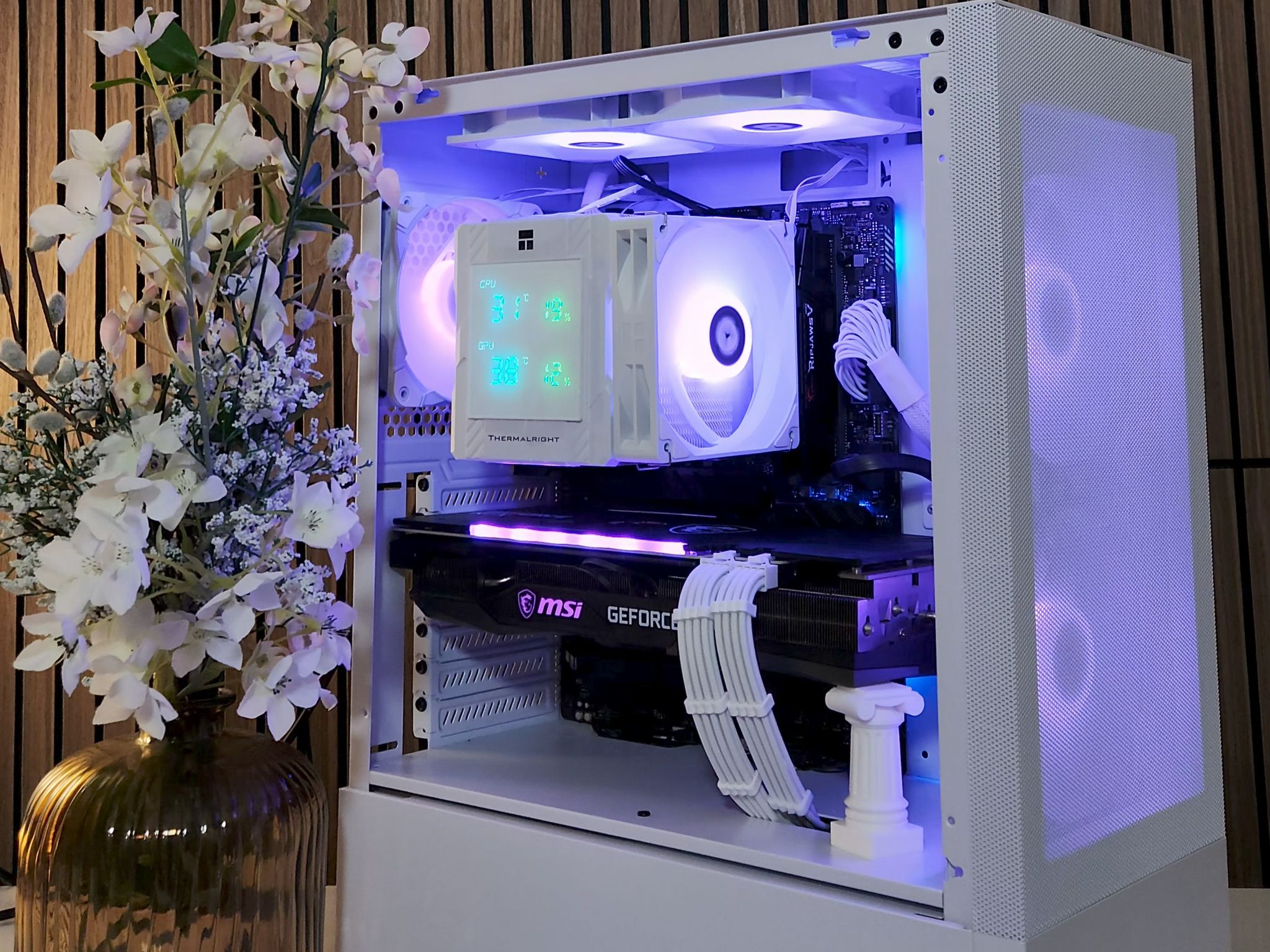 ⚪White PC🖥️ RTX 3070 8GB | i5 12600K | 16GB DDR4 | NVMe | Lian Li RGB | wifi/BT | Windows 11 1080p