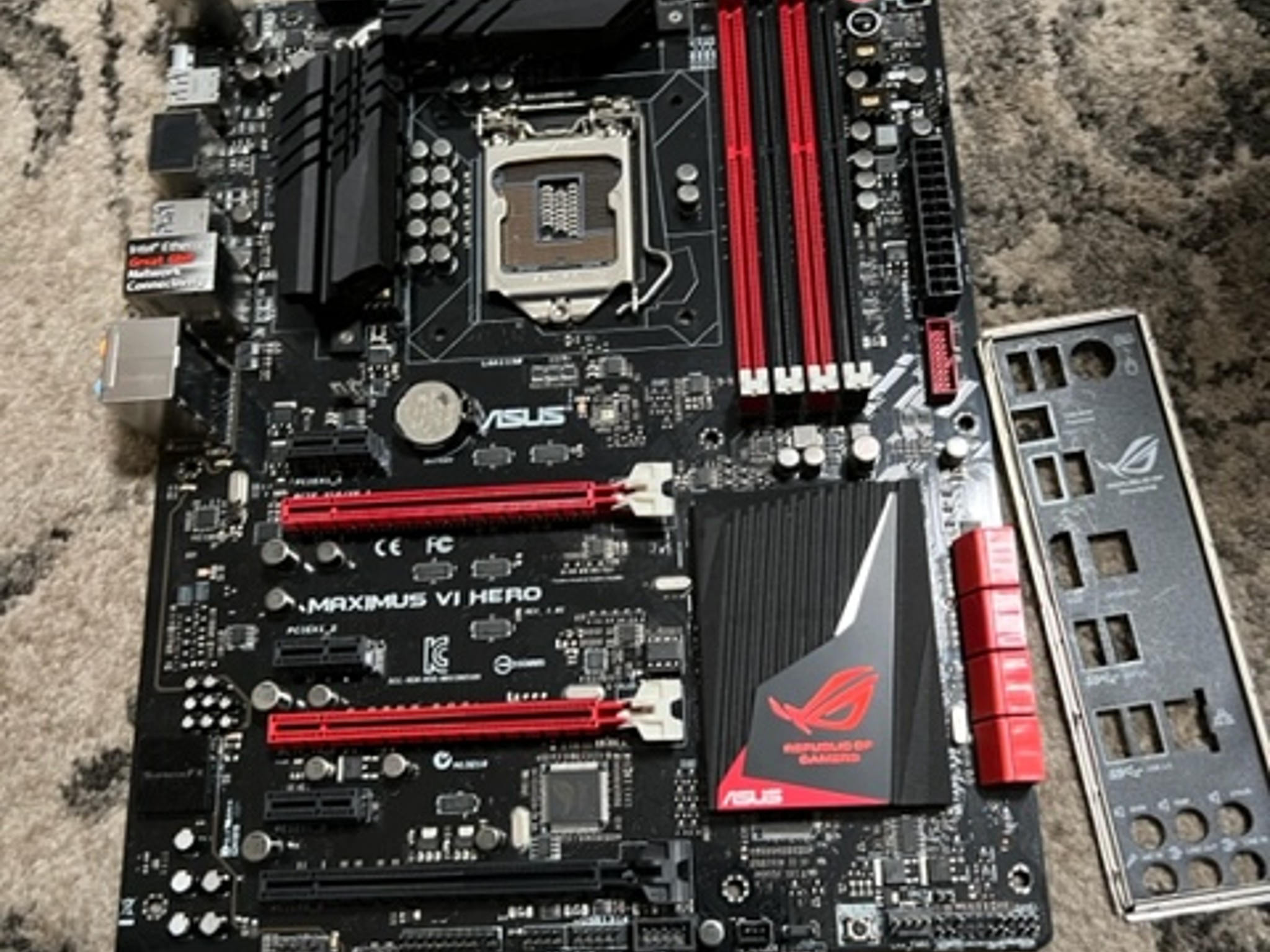 (Ram Included)ASUS MAXIMUS VI HERO LGA 1150 Intel Z87 HDMI SATA 6Gb/s USB 3.0 ATX Intel Motherboard