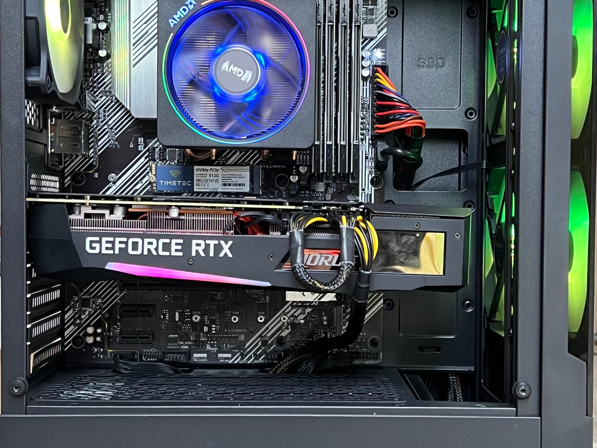 Ryzen 9 3900x, rtx 3070, 32GB Ram, gaming pc