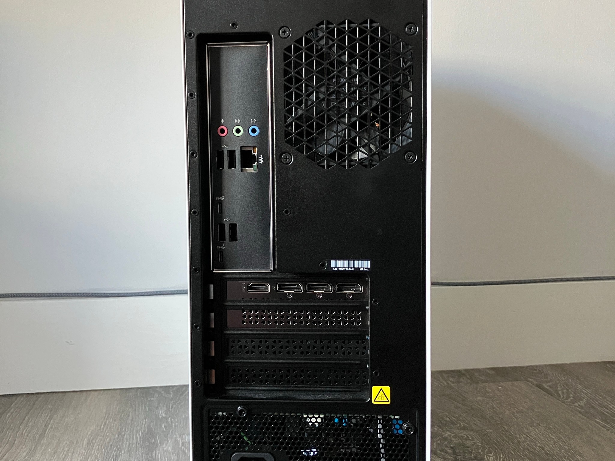 OMEN 25L Gaming Desktop | AMD Ryzen 5 5600G | GeForce RTX 3050 OEM