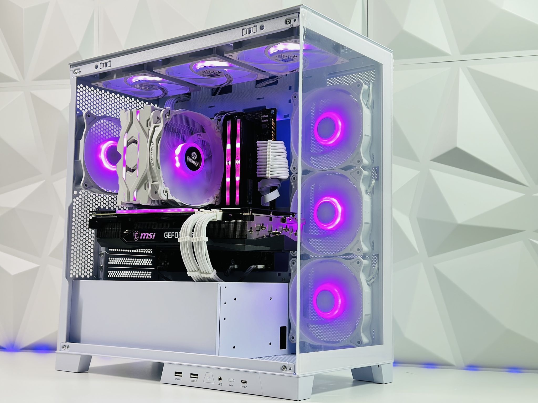 Iceberg🧊 Gaming PC❄️Nvidia RTX 3070 Ti 8GB❄️Ryzen 5 5600X 6 core❄️16GB DDR4❄️1TB NVME