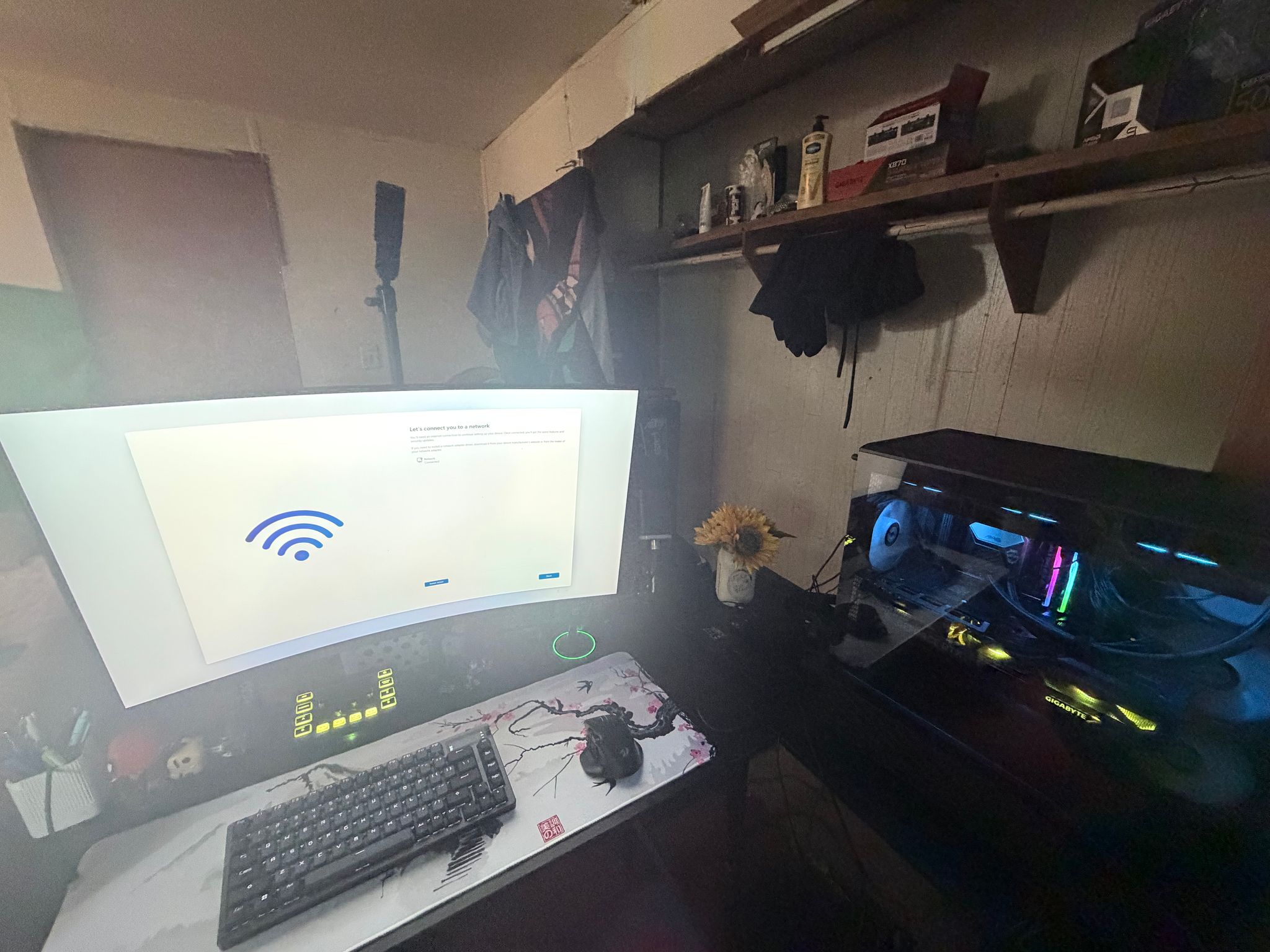 GeForce RTX 5080 Custom Gaming PC - Ryzen 9 9950X3D2, 32GB RAM