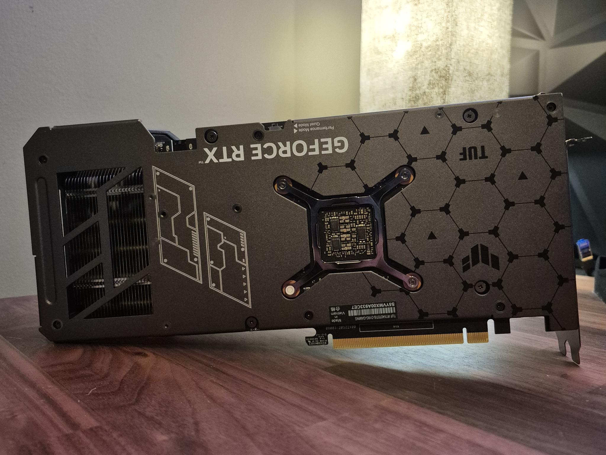 RTX 4070 TI SUPER 16 GB