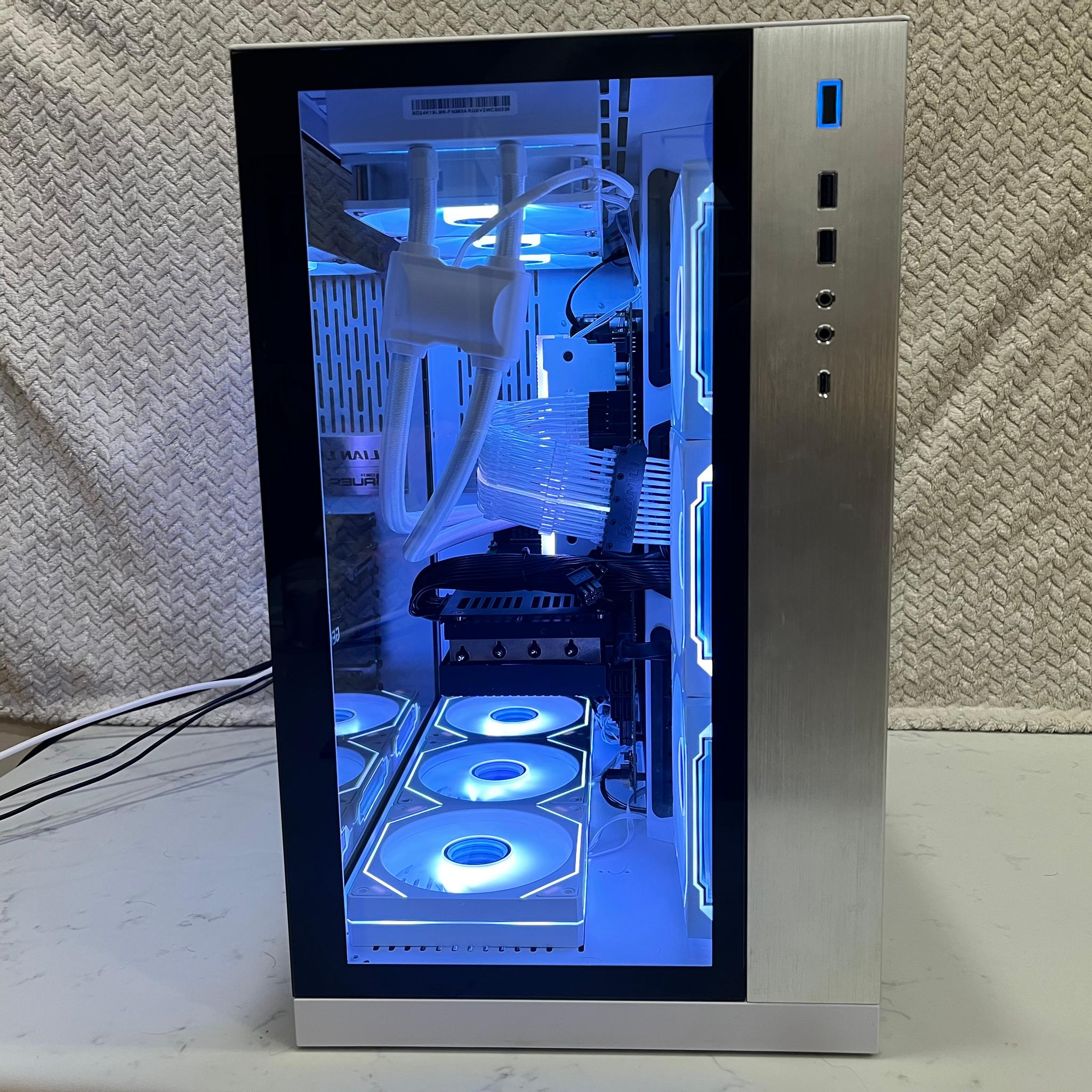 RTX 3080 + i7-12700 | 32GB DDR5 | 1TB Gen4 SSD | White Gaming PC