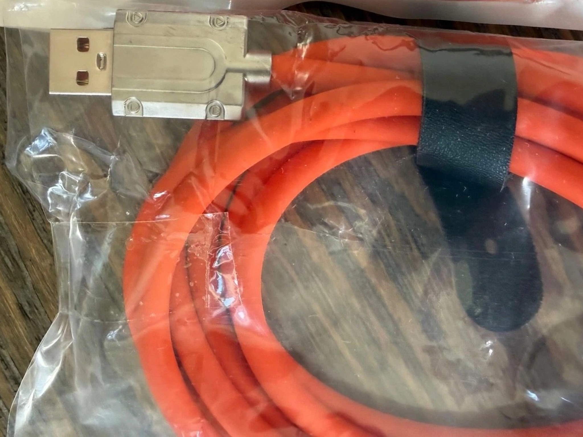 USB-A charging cable Heavy duty orange color for iPhone